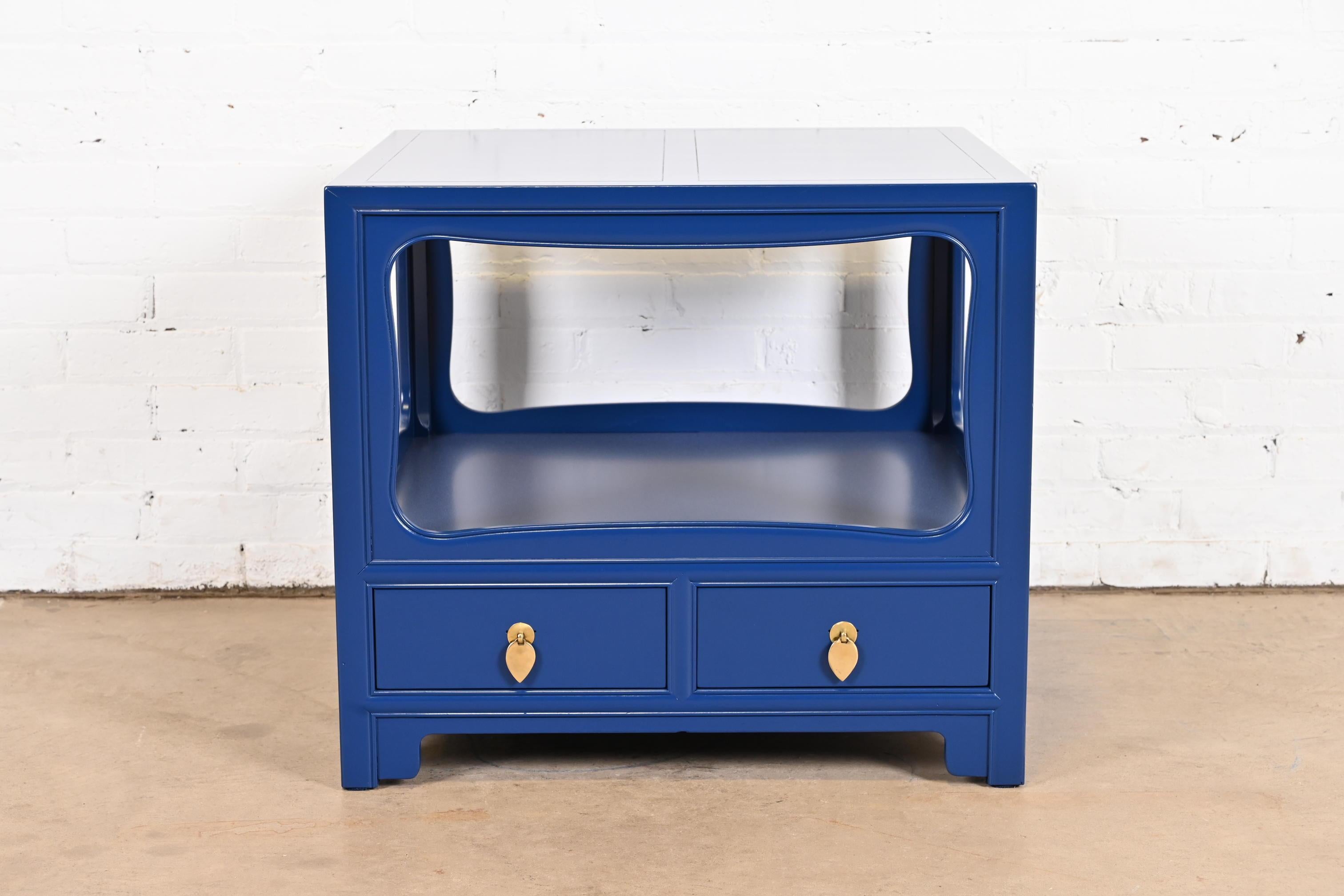 Mid-Century Modern Michael Taylor for Baker Furniture Blue Lacquered Nightstand, Newly Refinished For Sale