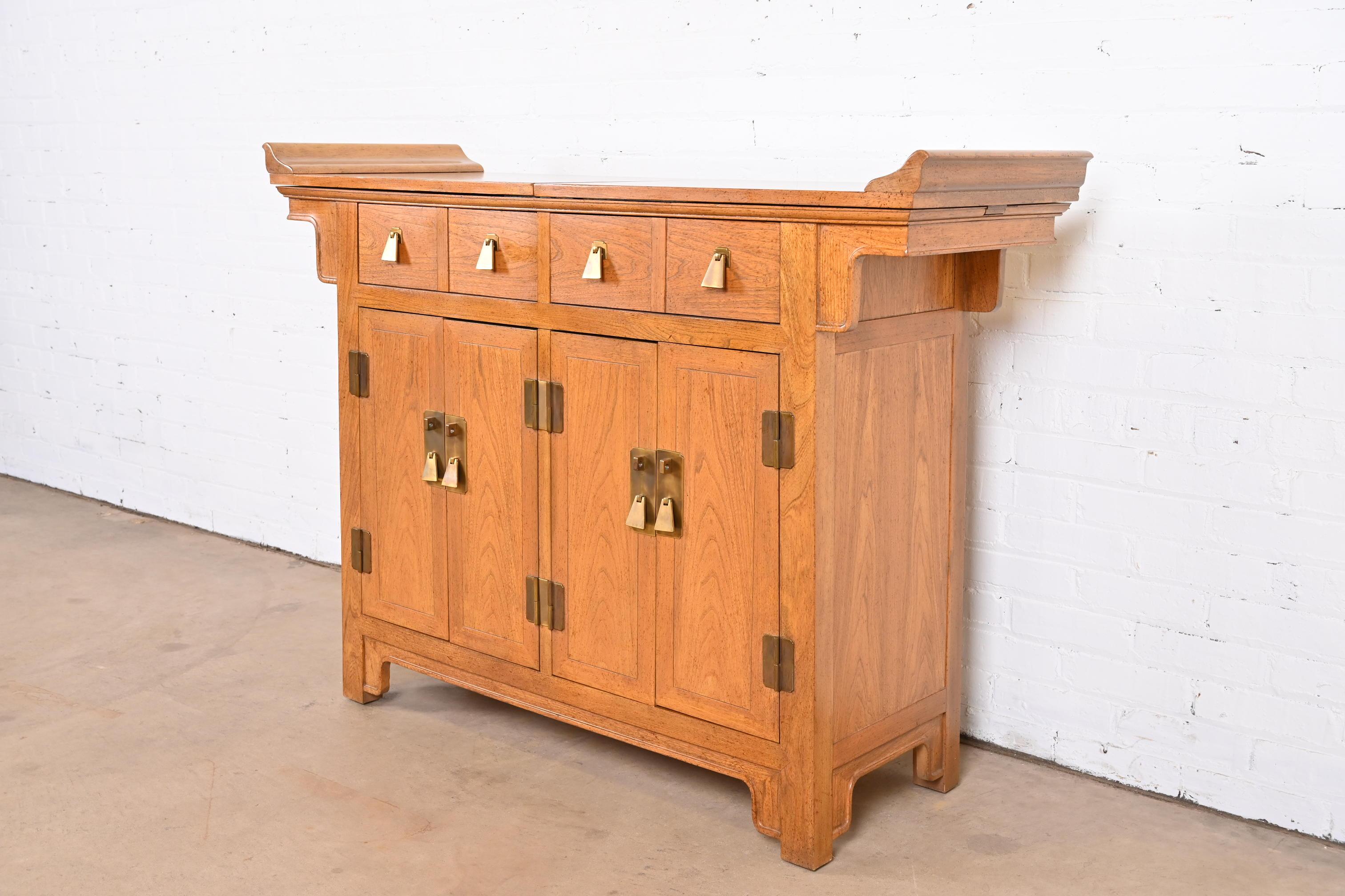Late 20th Century Michael Taylor for Baker Furniture Chinoiserie Elm Wood Sideboard or Bar Cabinet For Sale