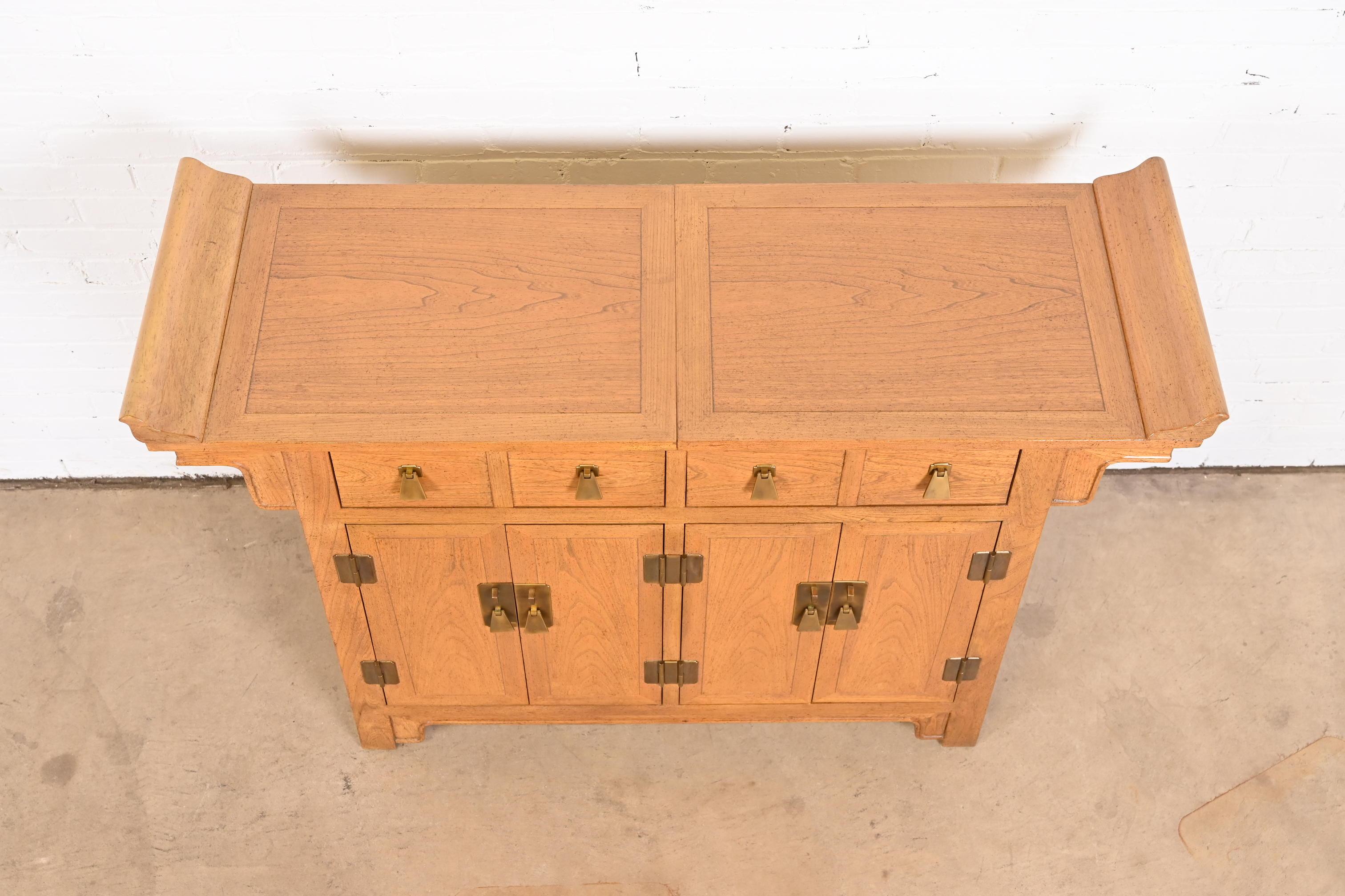 Michael Taylor for Baker Furniture Chinoiserie Elm Wood Sideboard or Bar Cabinet For Sale 2