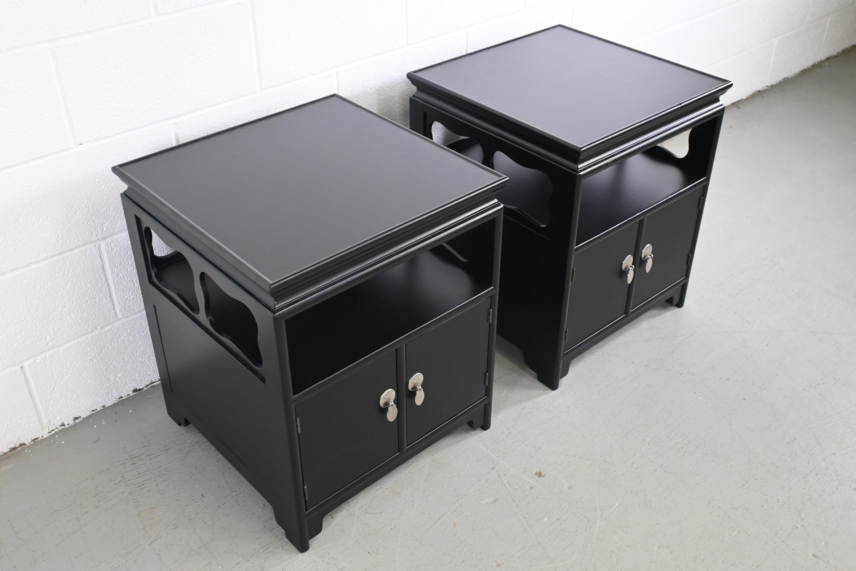 Mid-20th Century Michael Taylor for Baker Furniture Far East Black Lacquered Pair of Nightstands For Sale