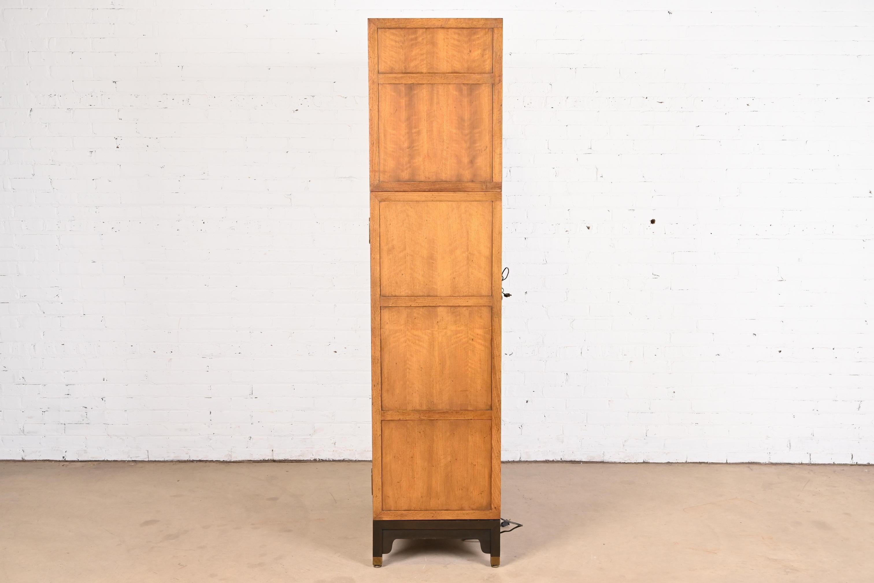 Michael Taylor for Baker Furniture Far East Collection Walnut Bar Cabinet, 1960s For Sale 3