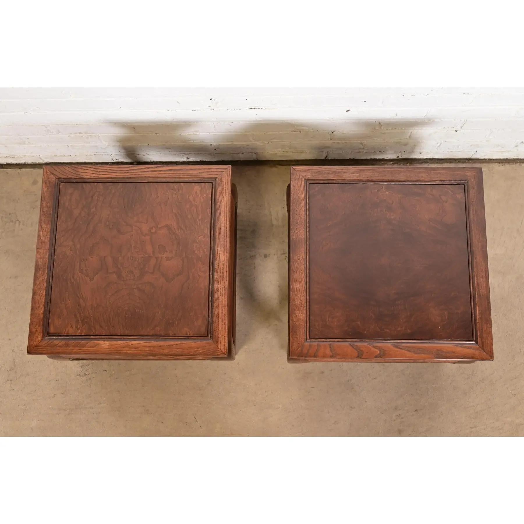 Michael Taylor for Baker Furniture Tables d'appoint Chinoiserie Hollywood Regency en vente 2