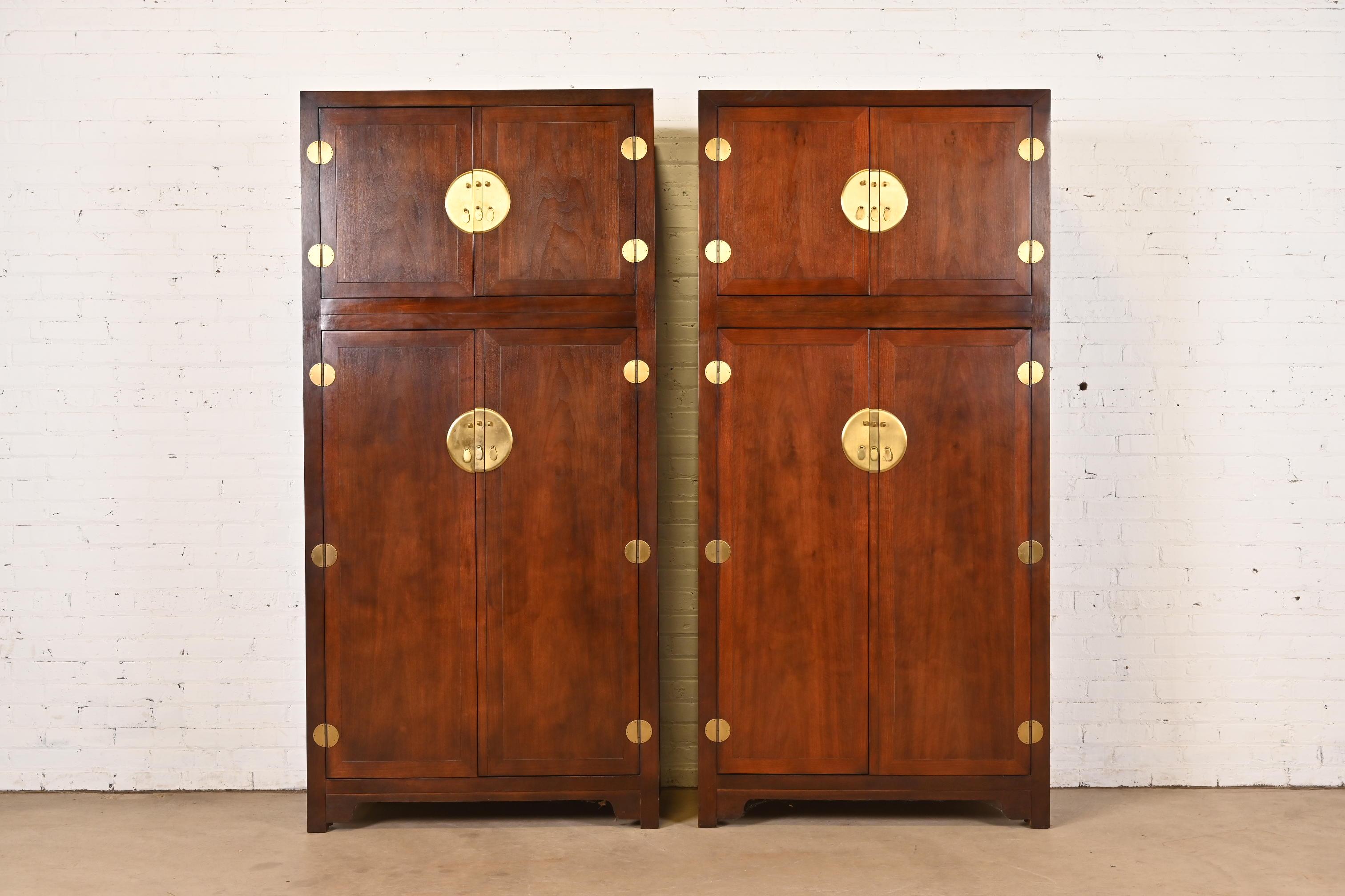 Michael Taylor für Baker Möbel Hollywood Regency Chinoiserie Nussbaum Kleiderschrank im Angebot 6