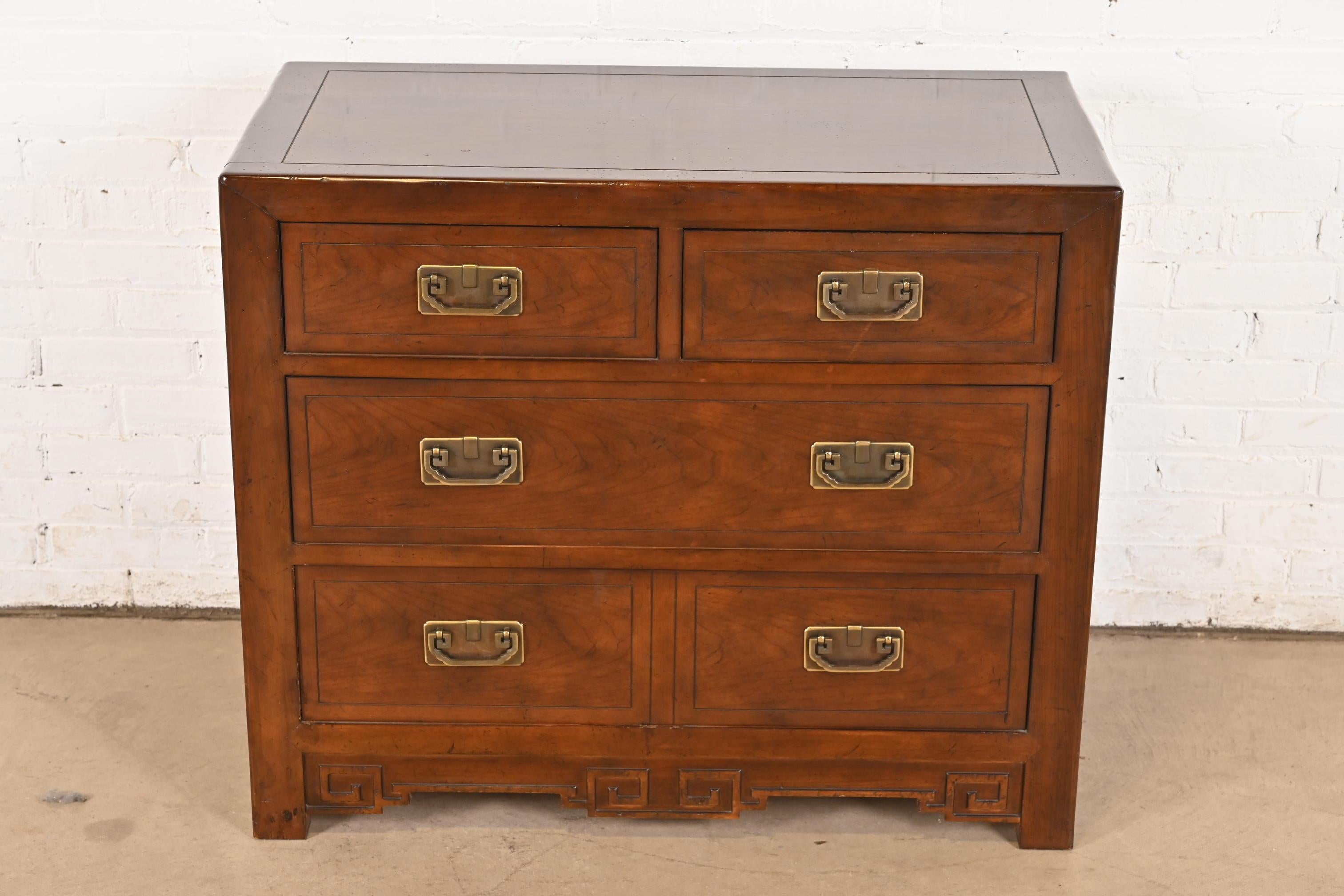 Américain Michael Taylor for Baker Furniture Hollywood Regency Chinoiserie Walnut Dresser en vente