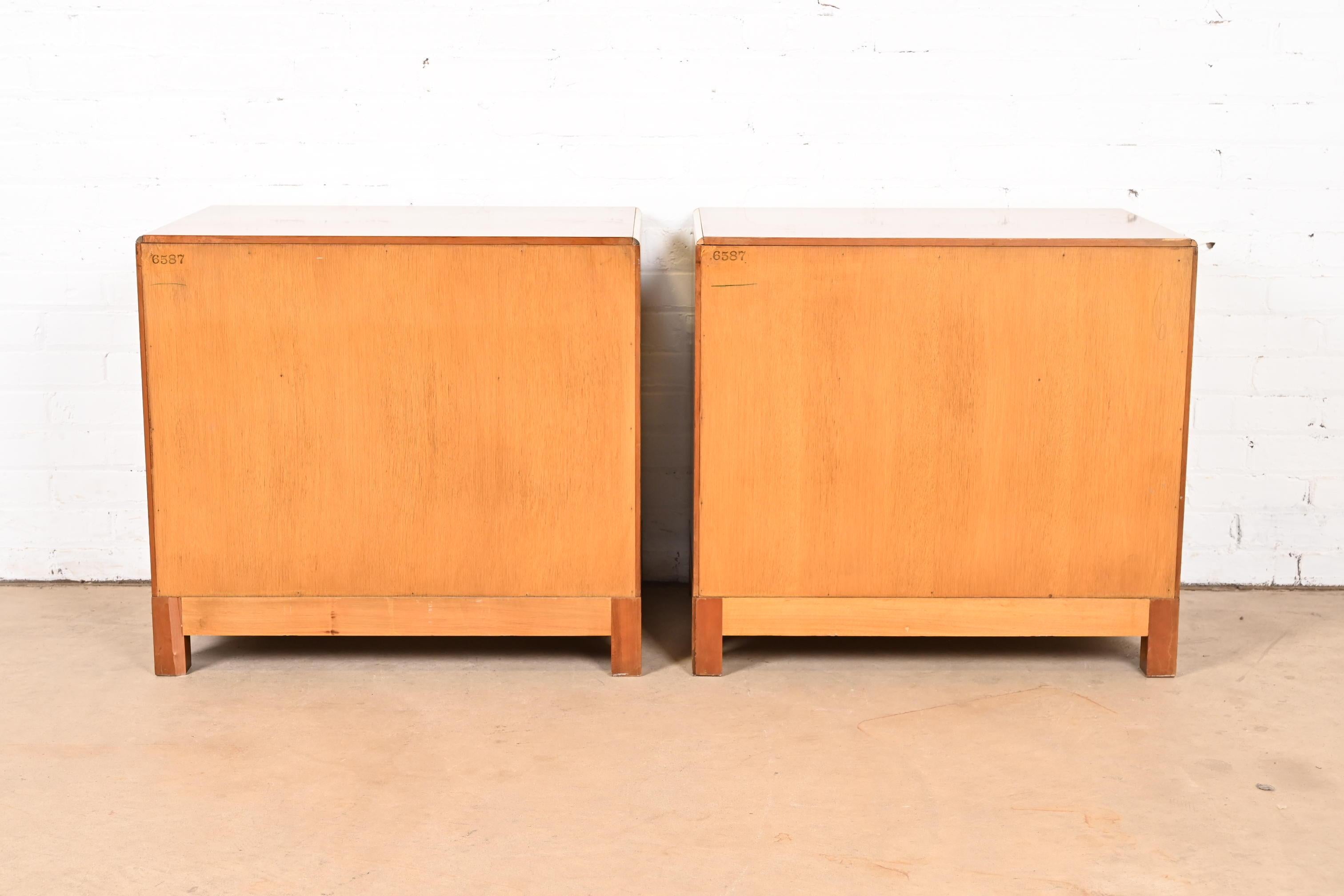 Michael Taylor for Baker Furniture Mid-Century Hollywood Regency Nightstands For Sale 3