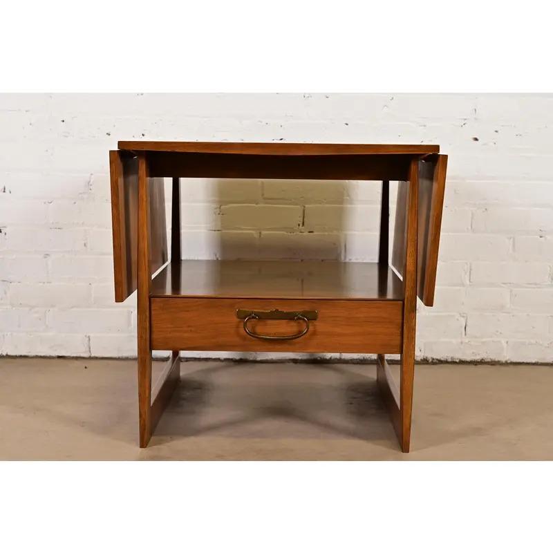 Mid-Century Modern Table d'appoint moderne du milieu du siècle, 1960, Michael Taylor for Baker Furniture en vente
