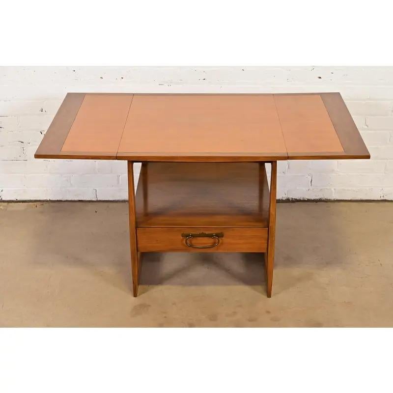 Laiton Table d'appoint moderne du milieu du siècle, 1960, Michael Taylor for Baker Furniture en vente