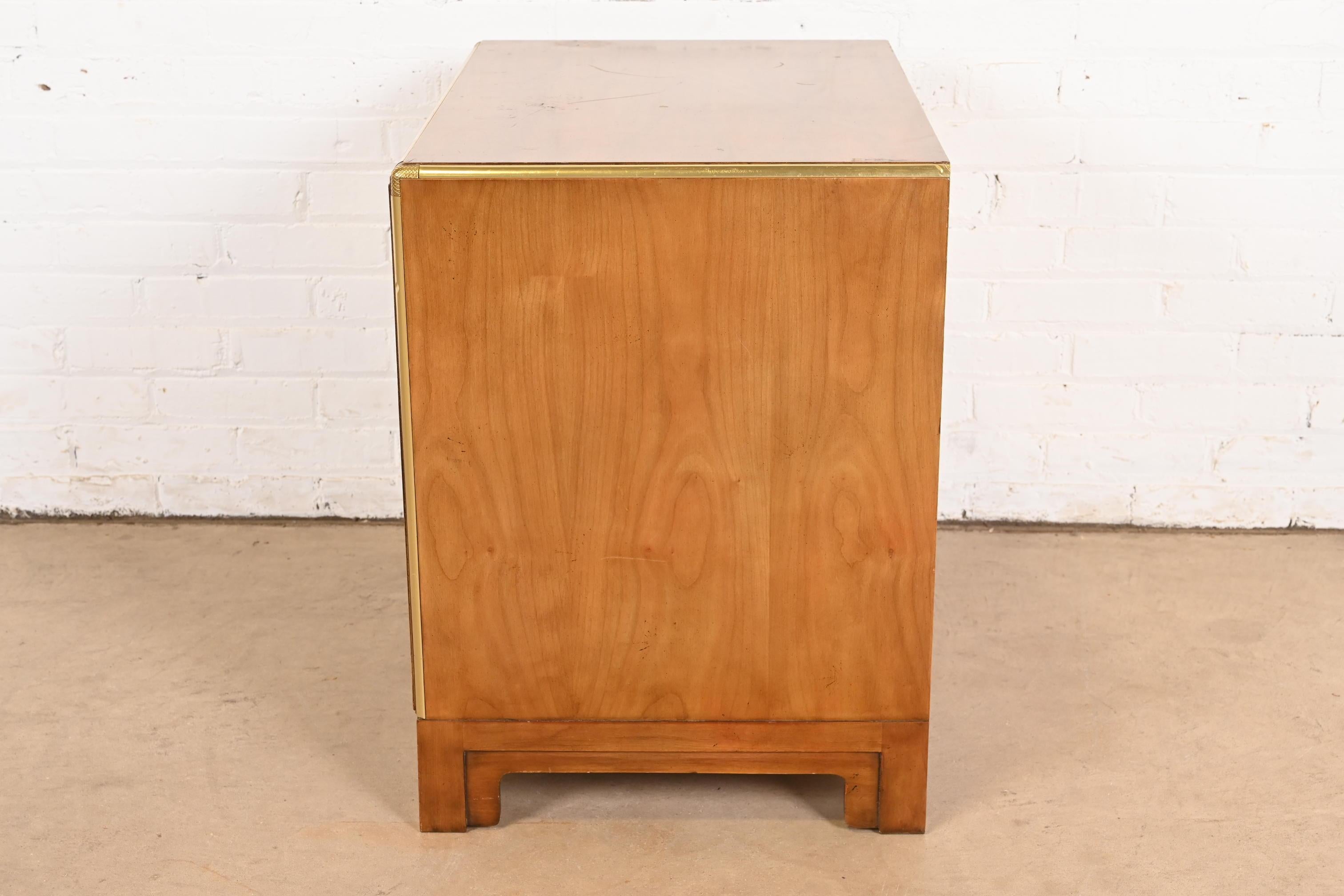 Michael Taylor for Baker Furniture Mid-Century Modern Cherry Wood Nightstand 8