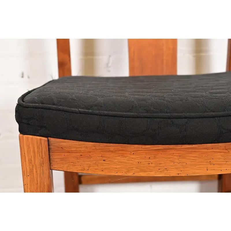 Michael Taylor per Baker Furniture Sedie da pranzo moderne del medio secolo, set di quattro sedie in vendita 2