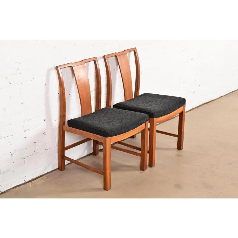 Michael Taylor per Baker Furniture - Sedie da pranzo moderne o di metà secolo, coppia In condizioni buone in vendita a South Bend, IN