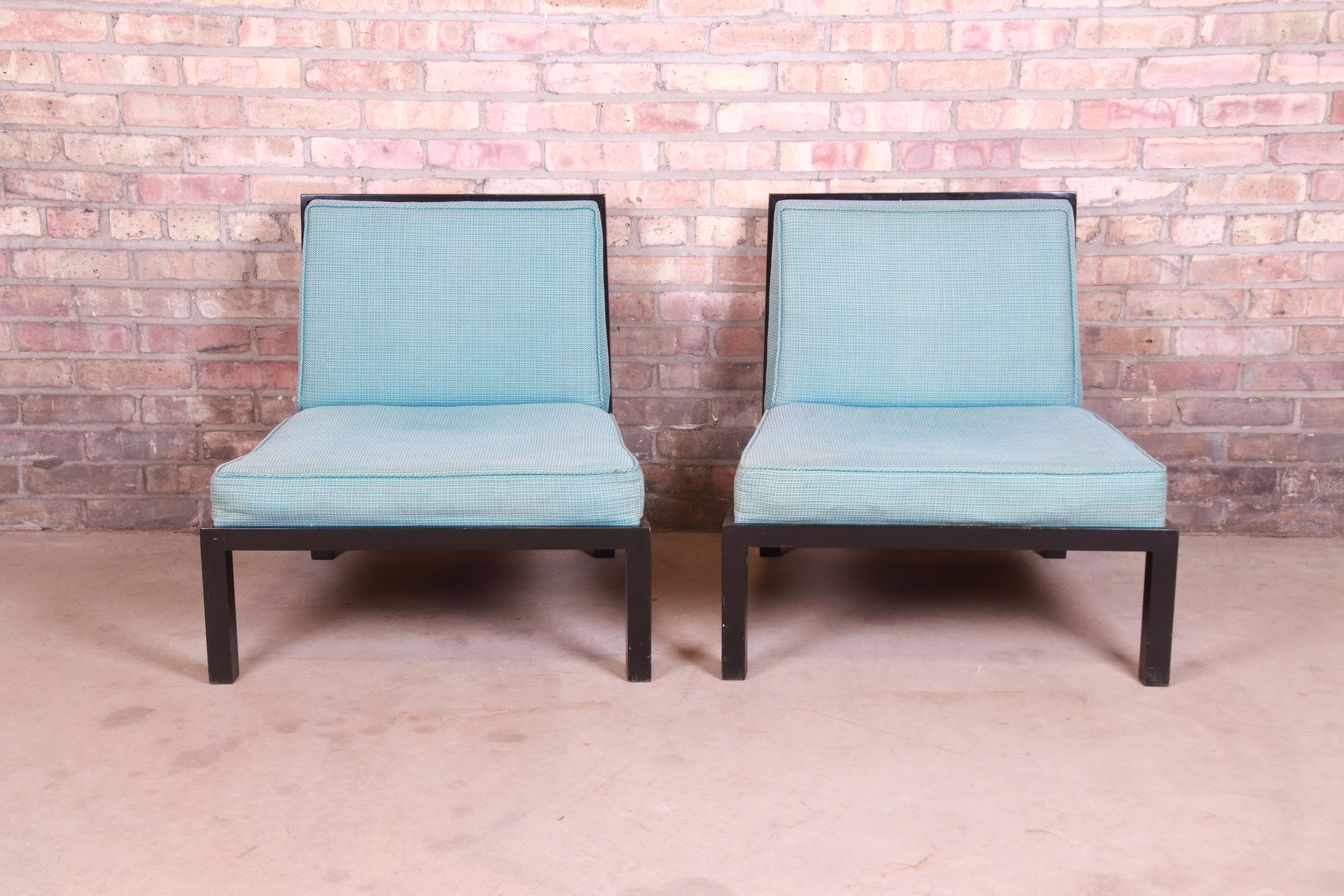 Michael Taylor for Baker Furniture Mid-Century Modern Slipper Chairs, Pair In Good Condition In South Bend, IN