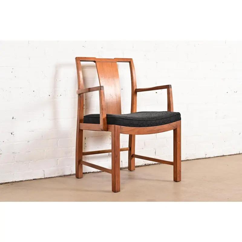 Michael Taylor per Baker Furniture Poltrona in noce moderna di metà secolo, anni '50 In condizioni buone in vendita a South Bend, IN