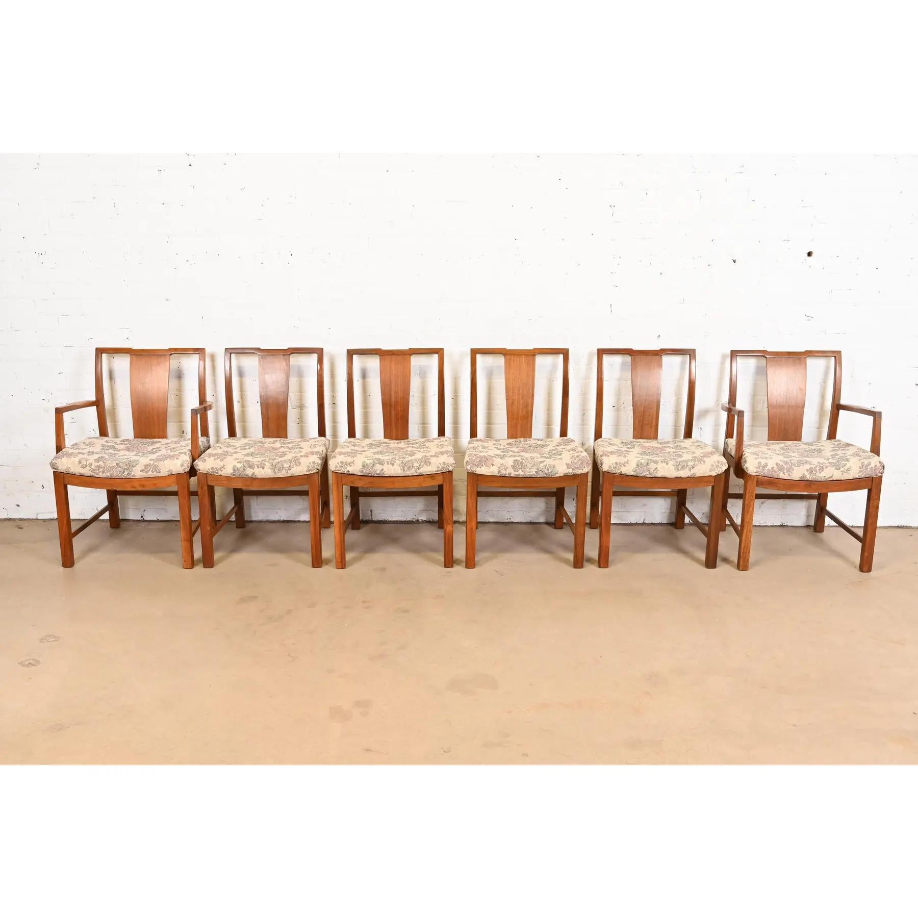 Michael Taylor for Baker Furniture Mid-Century Modern Walnut Dining Chairs, Six In Good Condition For Sale In South Bend, IN