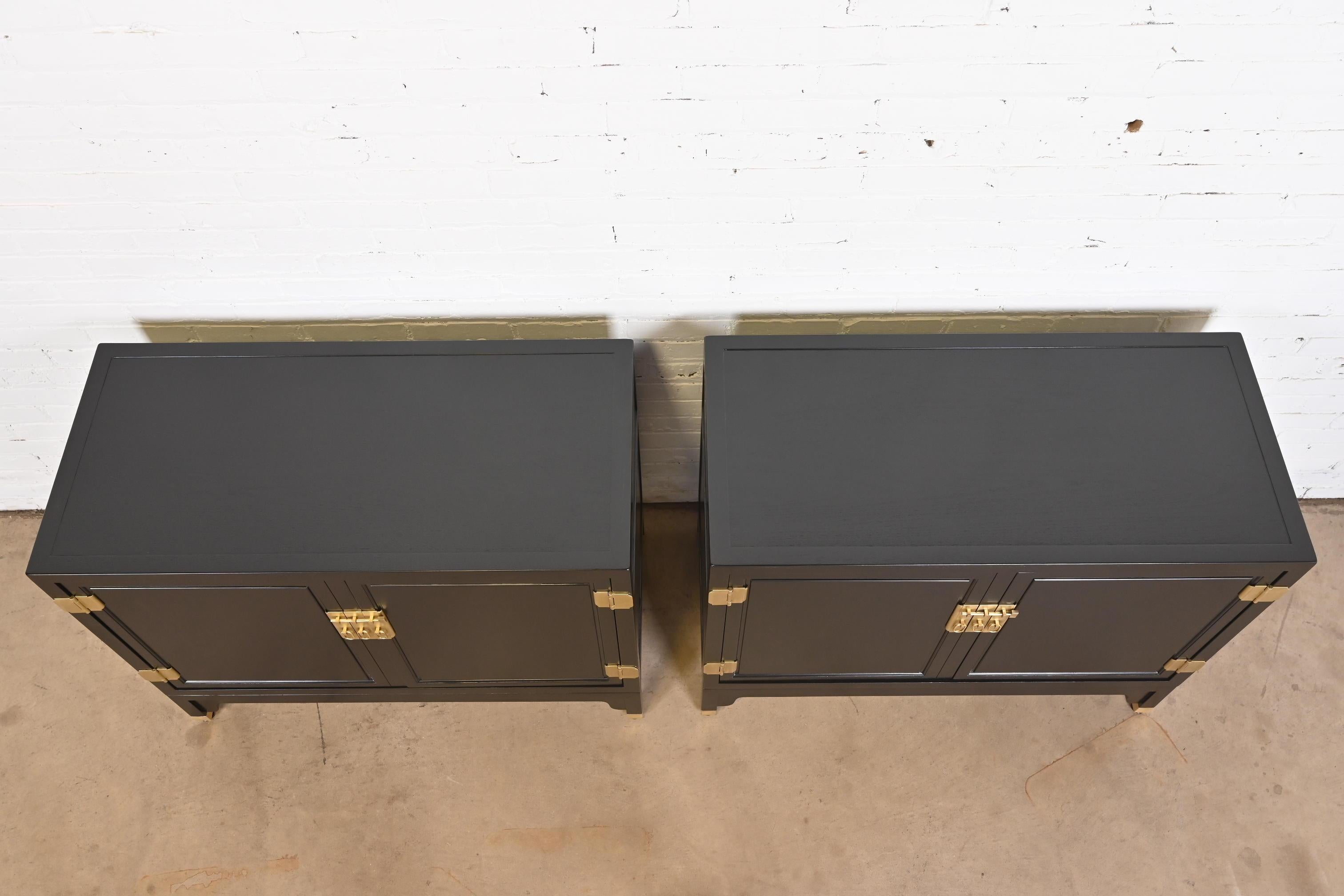 Michael Taylor for Baker Hollywood Regency Black Lacquered Bar Cabinets, Pair For Sale 4