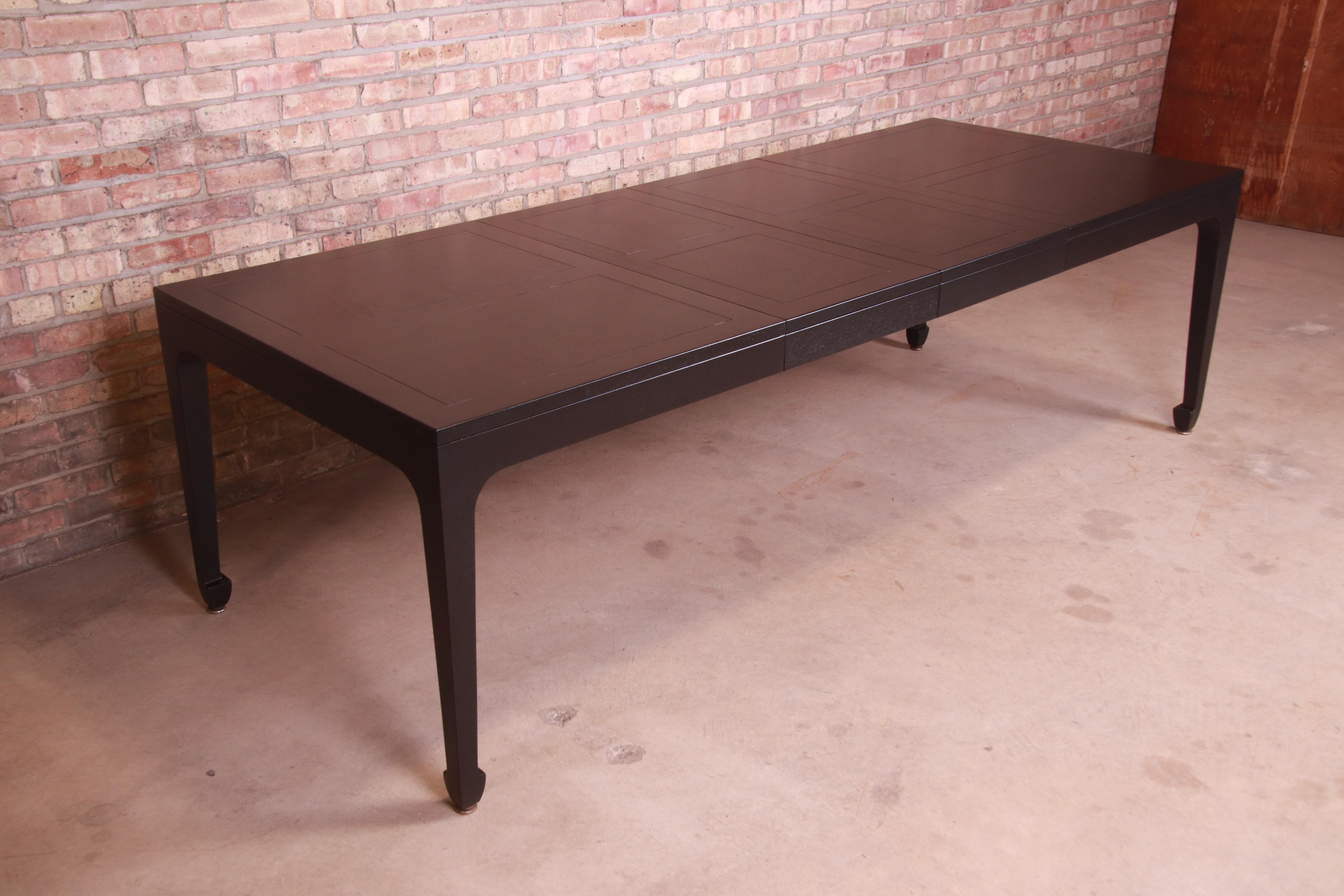 American Michael Taylor for Baker Hollywood Regency Black Lacquered Dining Table, 1950s