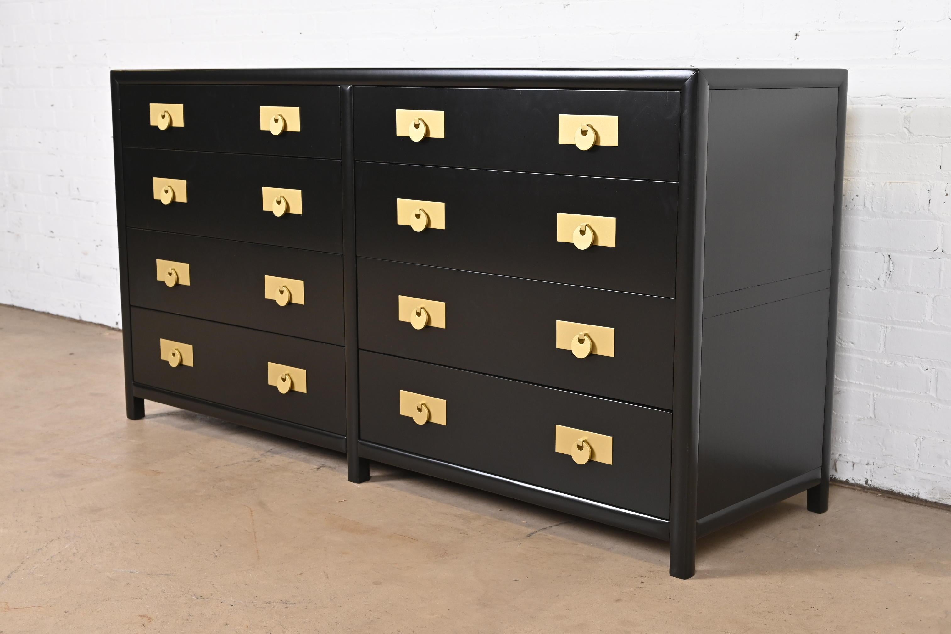 Michael Taylor for Baker Hollywood Regency Black Lacquered Dresser, Refinished In Good Condition For Sale In South Bend, IN