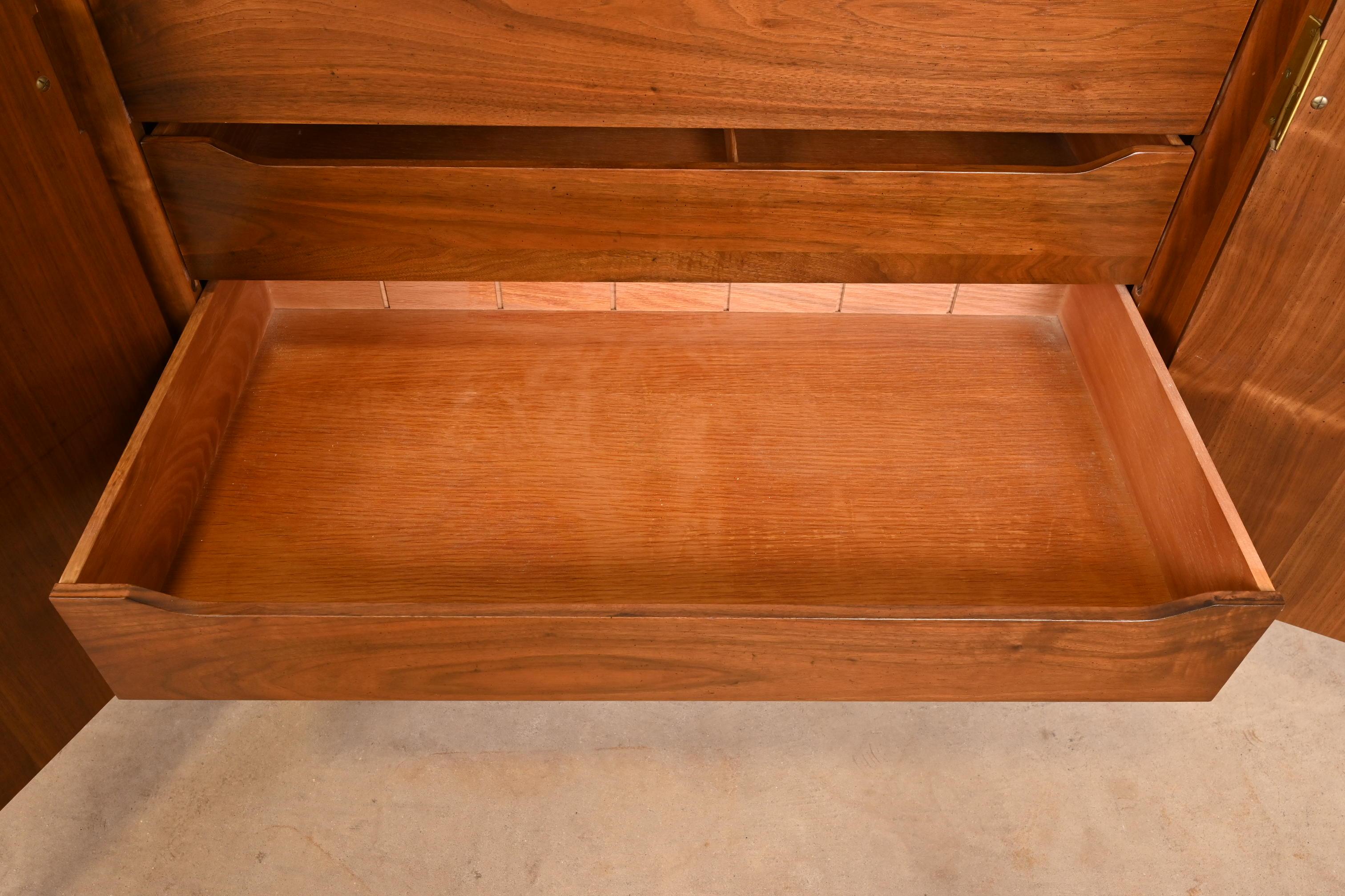 Michael Taylor for Baker Hollywood Regency Chinoiserie Walnut Sideboard Credenza 4