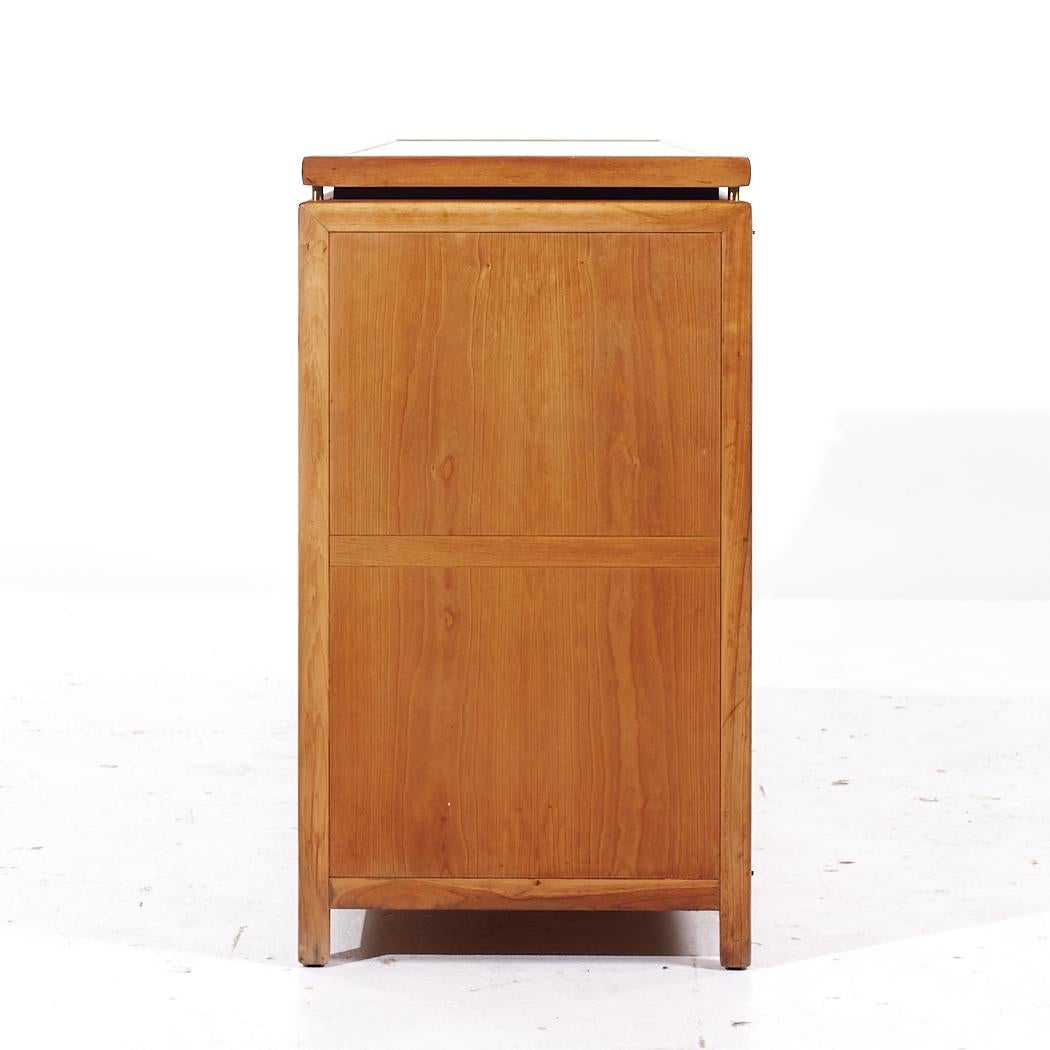 Michael Taylor für Baker Mid Century Fernost-Credenza (amerikanisch) im Angebot