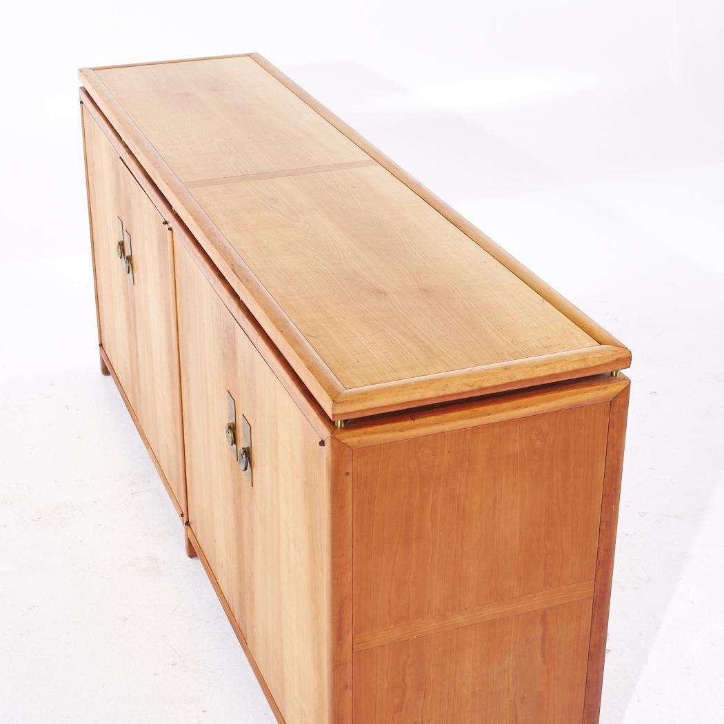 Michael Taylor für Baker Mid Century Fernost-Credenza (Ende des 20. Jahrhunderts) im Angebot