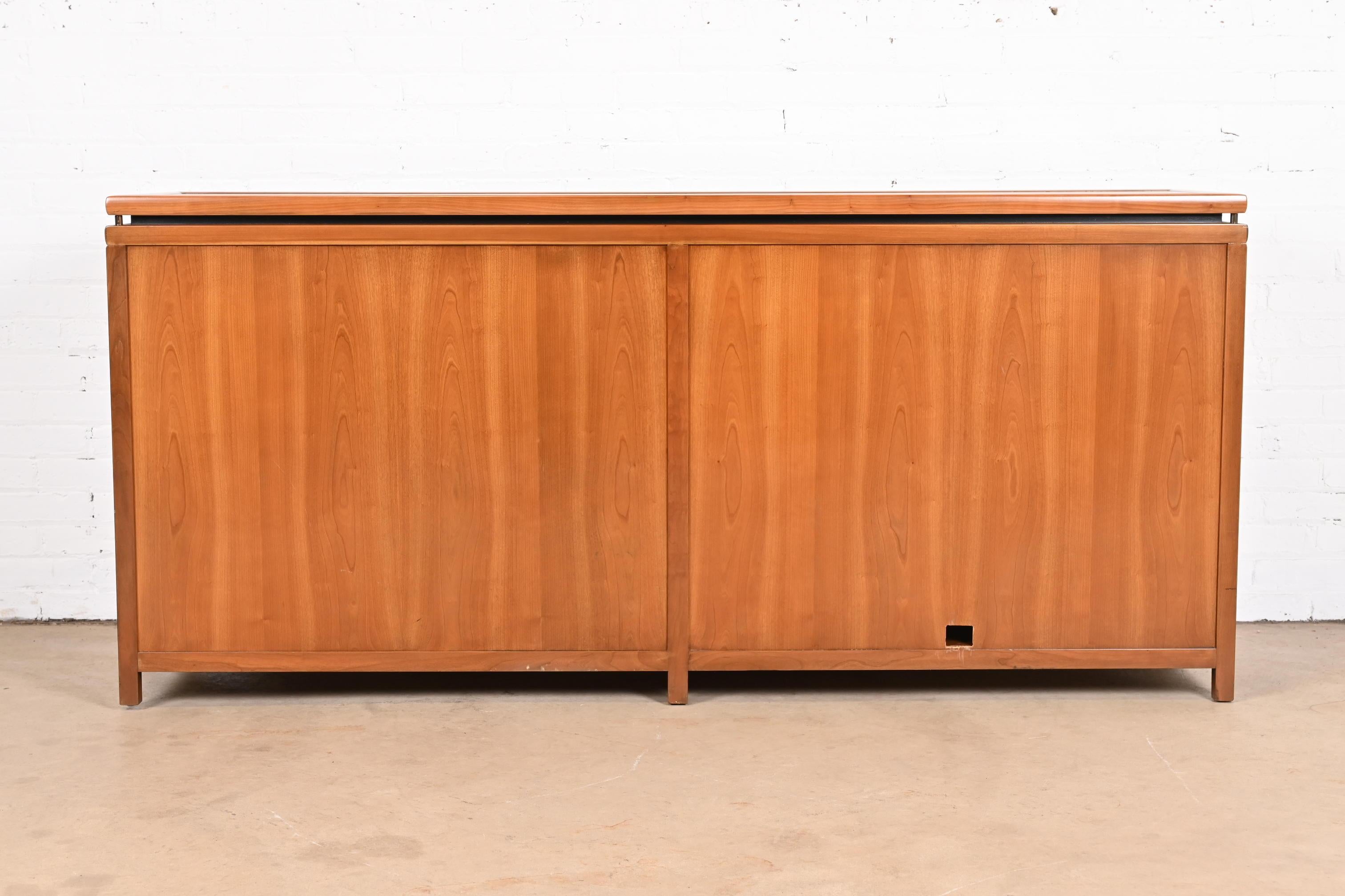 Michael Taylor for Baker Midcentury Hollywood Regency Cherry Sideboard Credenza For Sale 5