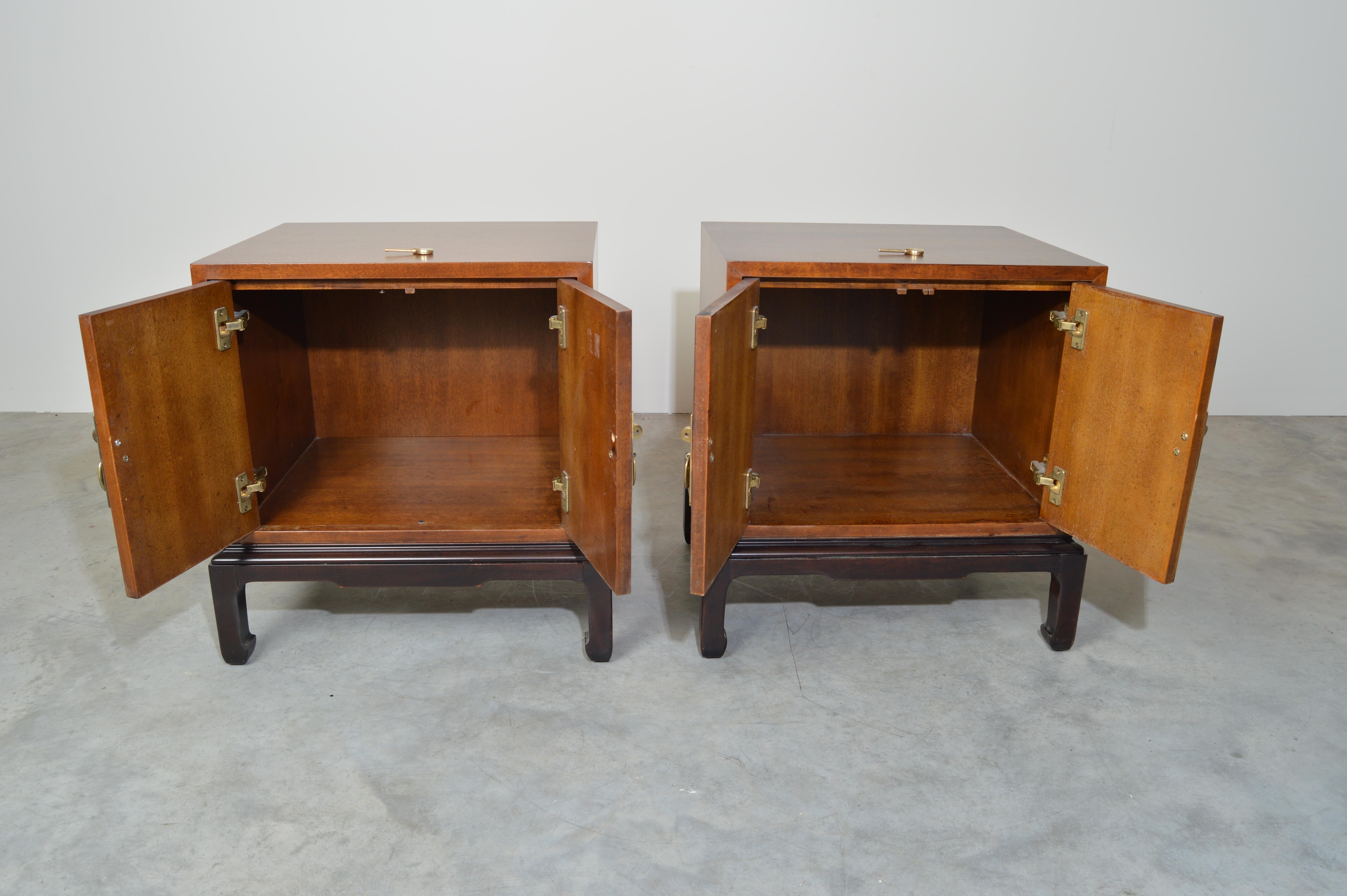 American Michael Taylor HENREDON Pan Asian Chinoiserie Nightstands Bedside Cabinets