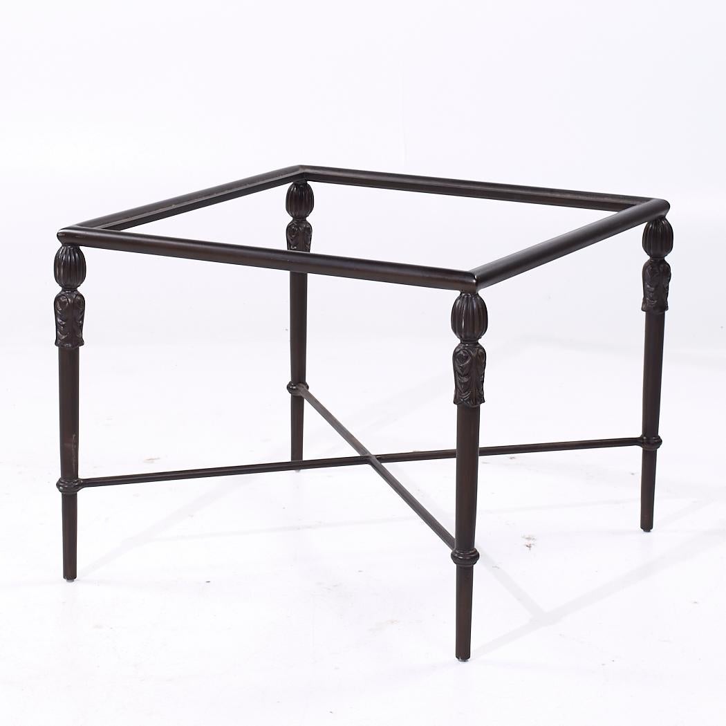 Michael Taylor Montecito Collection Mid Century Metall und Glas Beistelltisch (Moderne der Mitte des Jahrhunderts) im Angebot