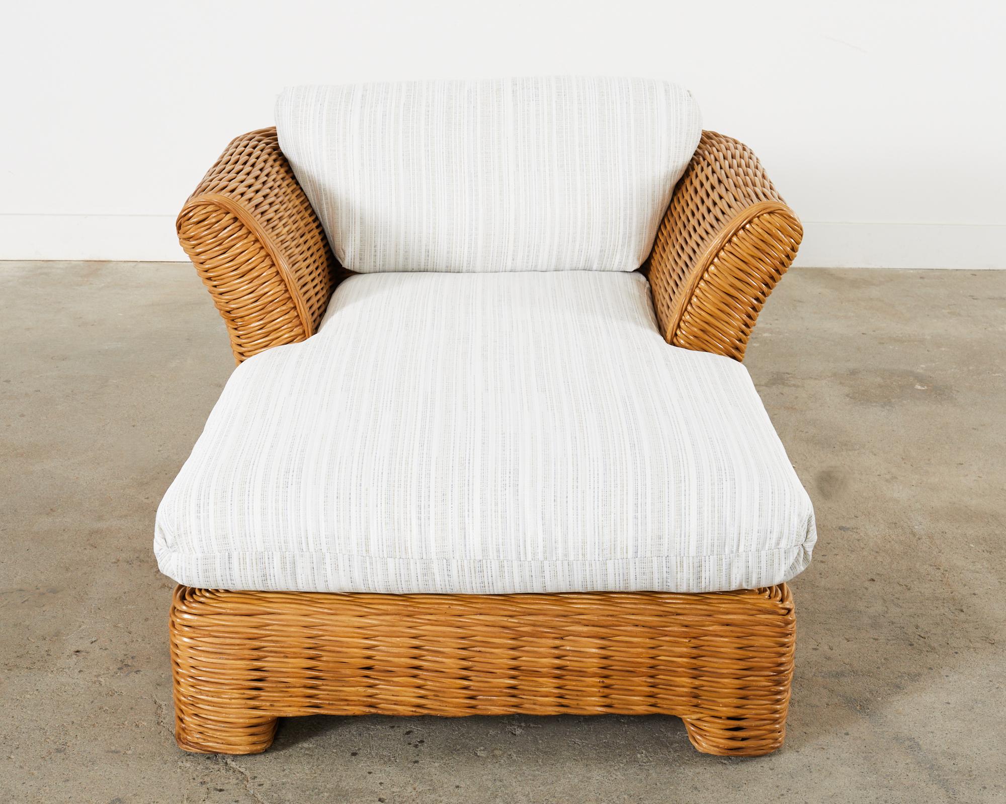 Michael Taylor Style Organic Modern Rattan Chaise Longue In Good Condition For Sale In Rio Vista, CA