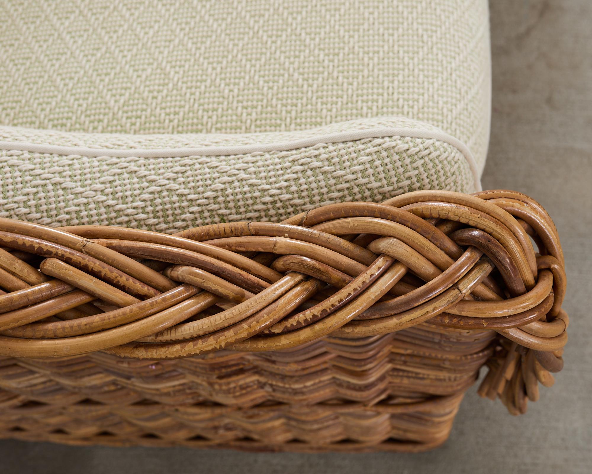 Osier Fauteuil de style Michael Taylor en osier et rotin Scalamandre en vente