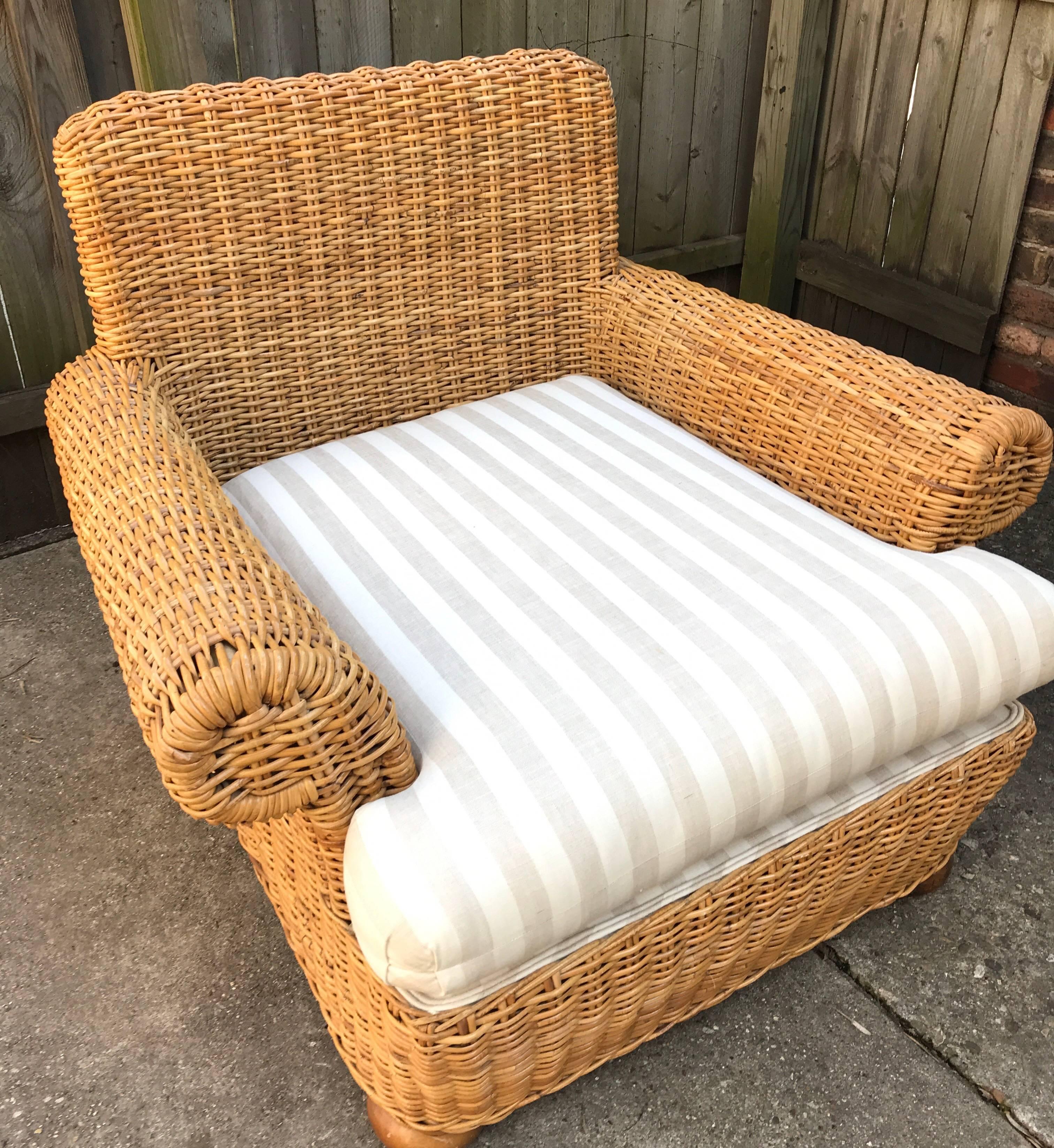Chaise longue en osier tressé et rotin style Michael Taylor 4