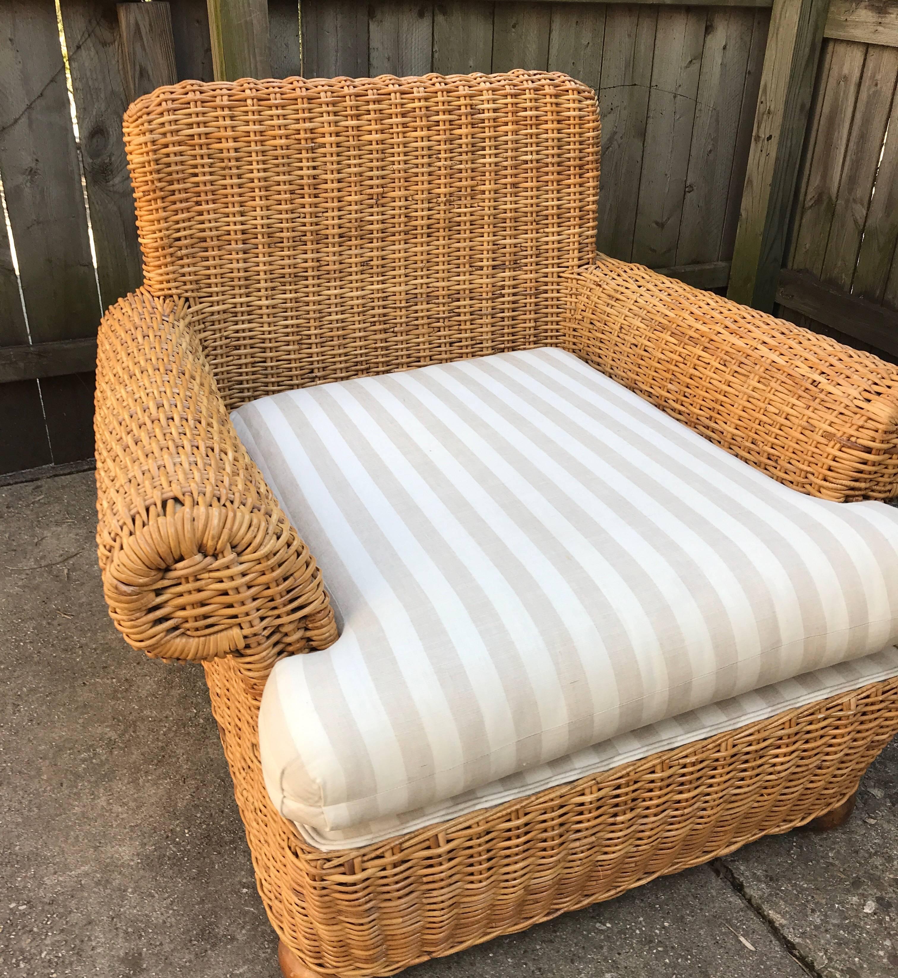 Chaise longue en osier tressé et rotin style Michael Taylor 5