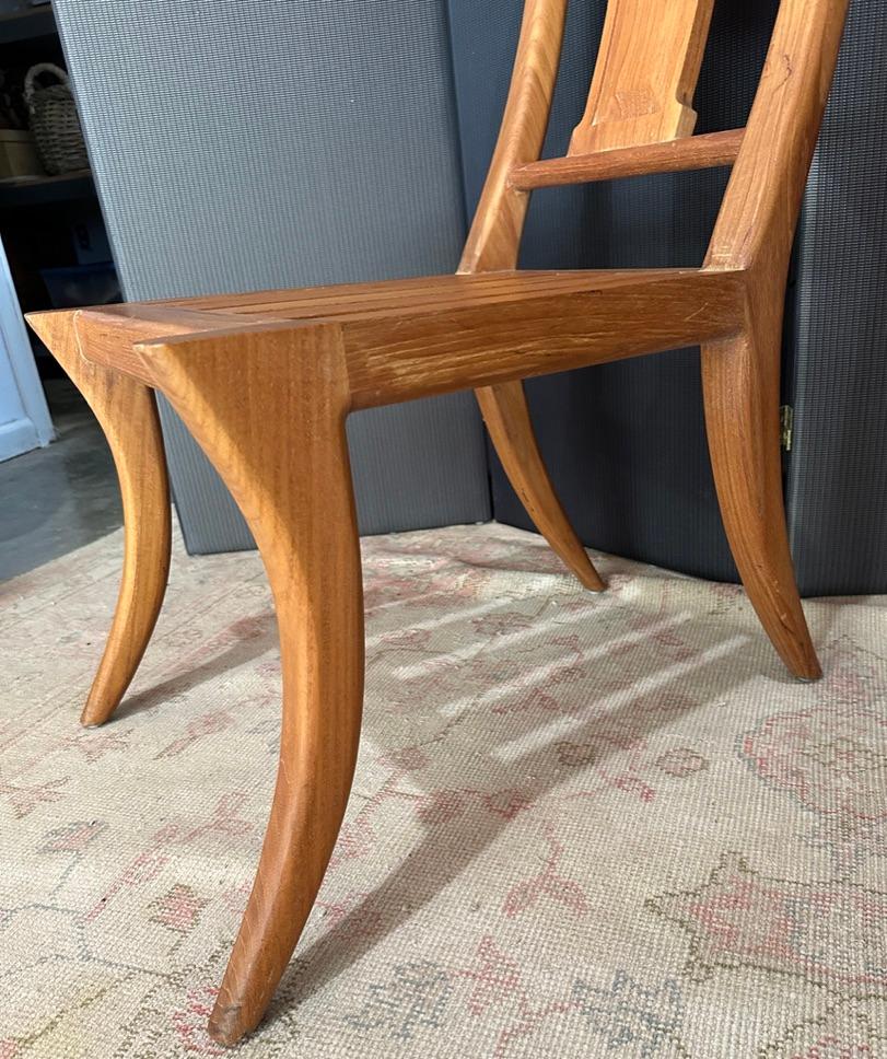 Sedia Klismos in teak di Michael Taylor In condizioni buone in vendita a San Francisco, CA