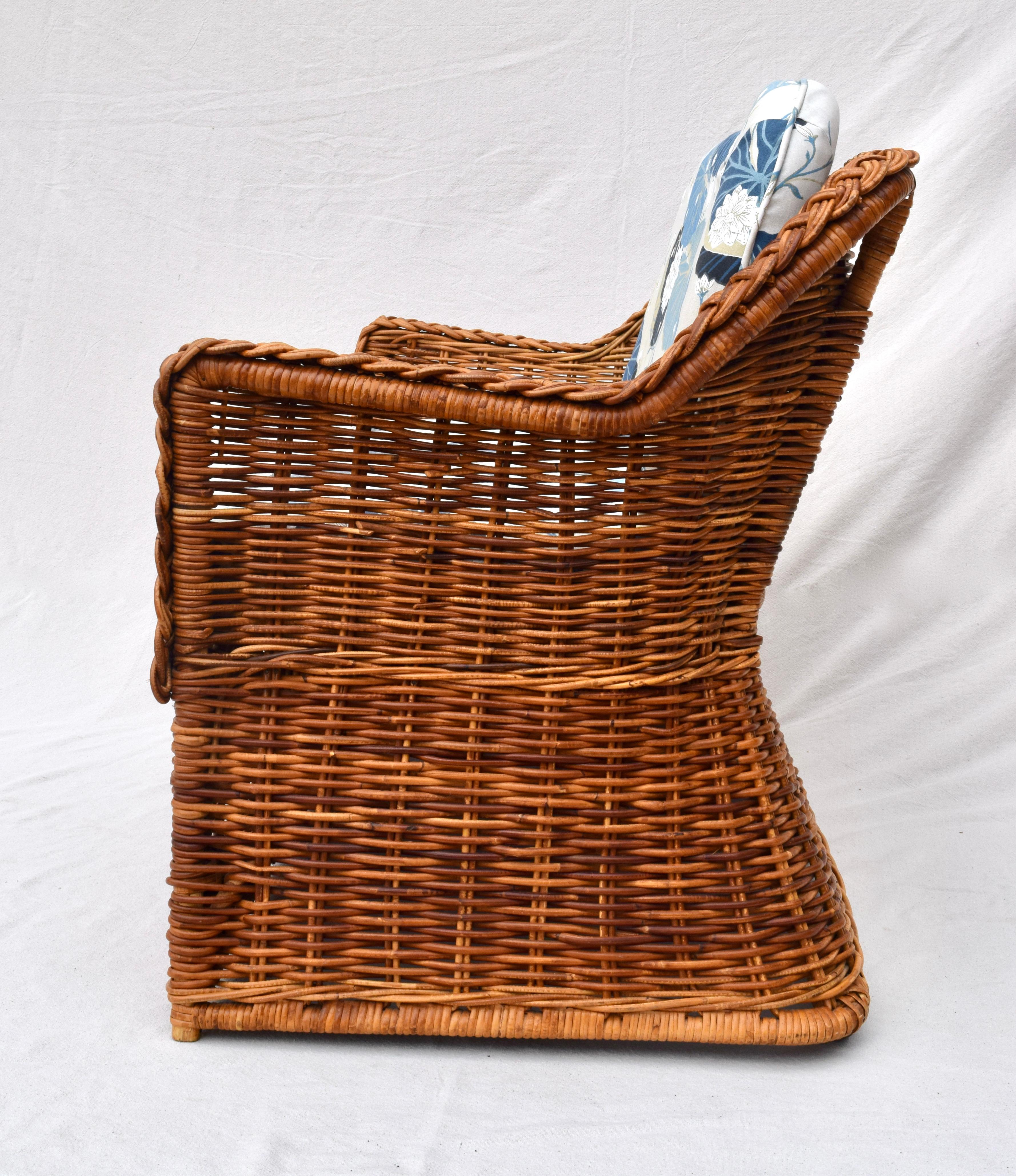 Michael Taylor Wicker Rattan Loveseat Settee In Excellent Condition In Southampton, NJ