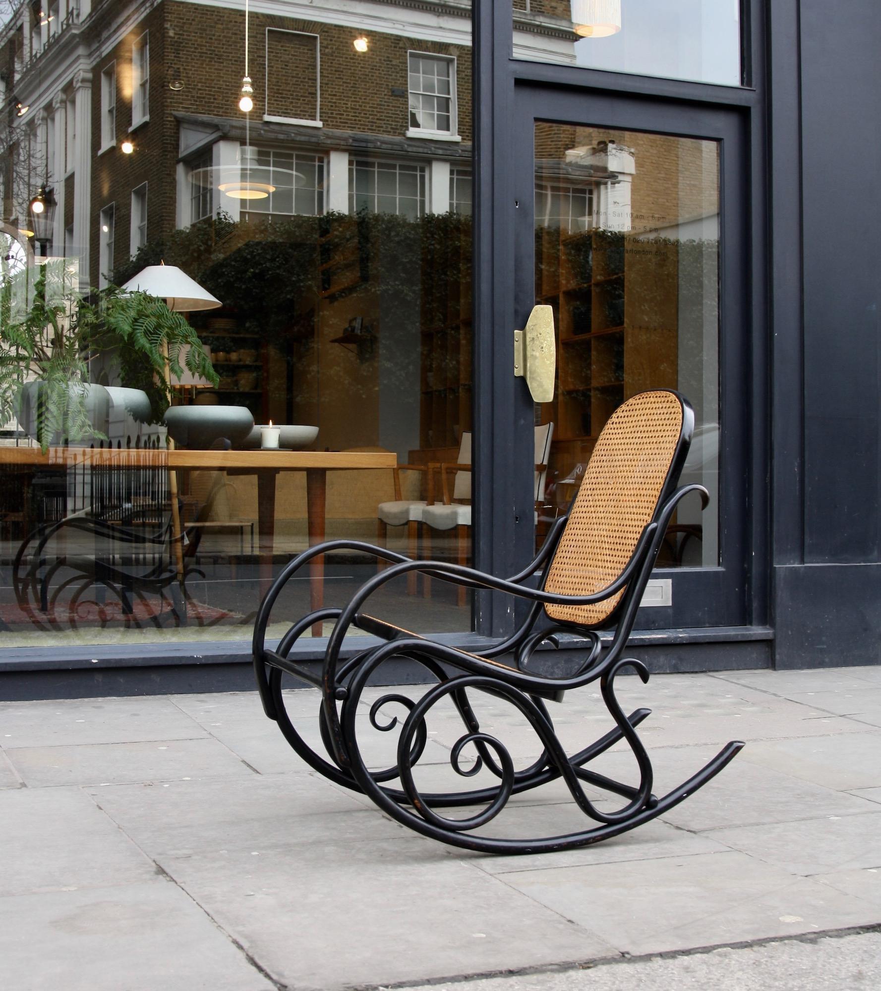 Modern Michael Thonet Black Lacquered Model No.10 Rocking Chair
