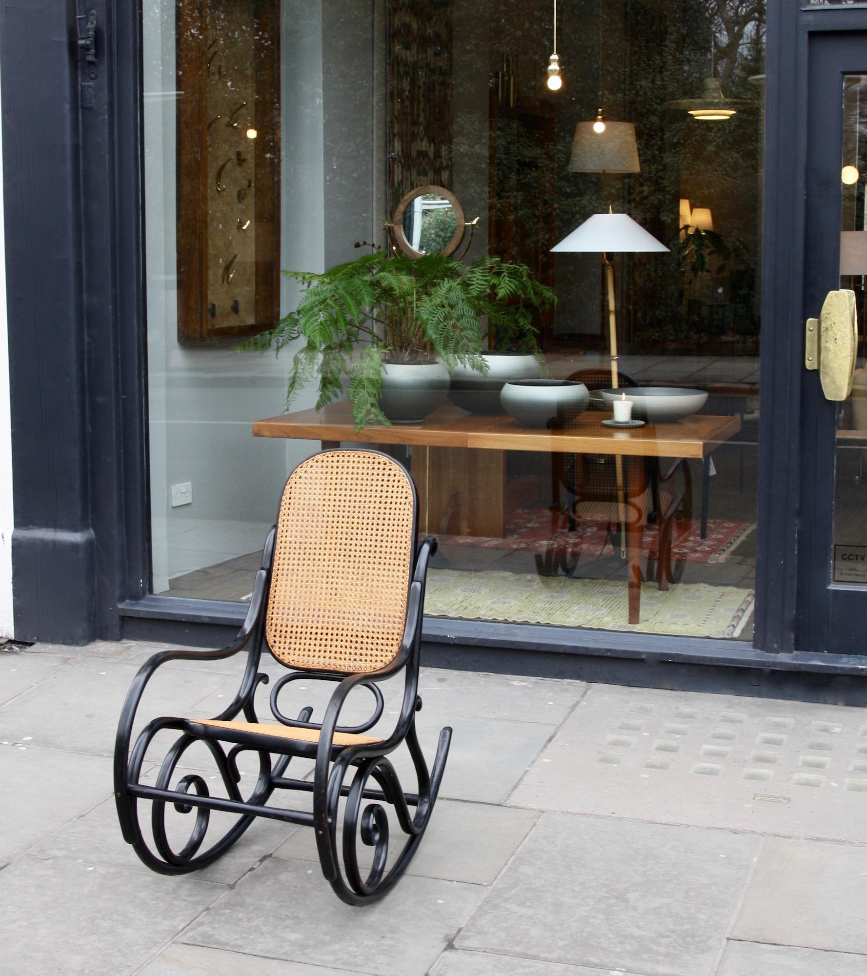 Austrian Michael Thonet Black Lacquered Model No.10 Rocking Chair