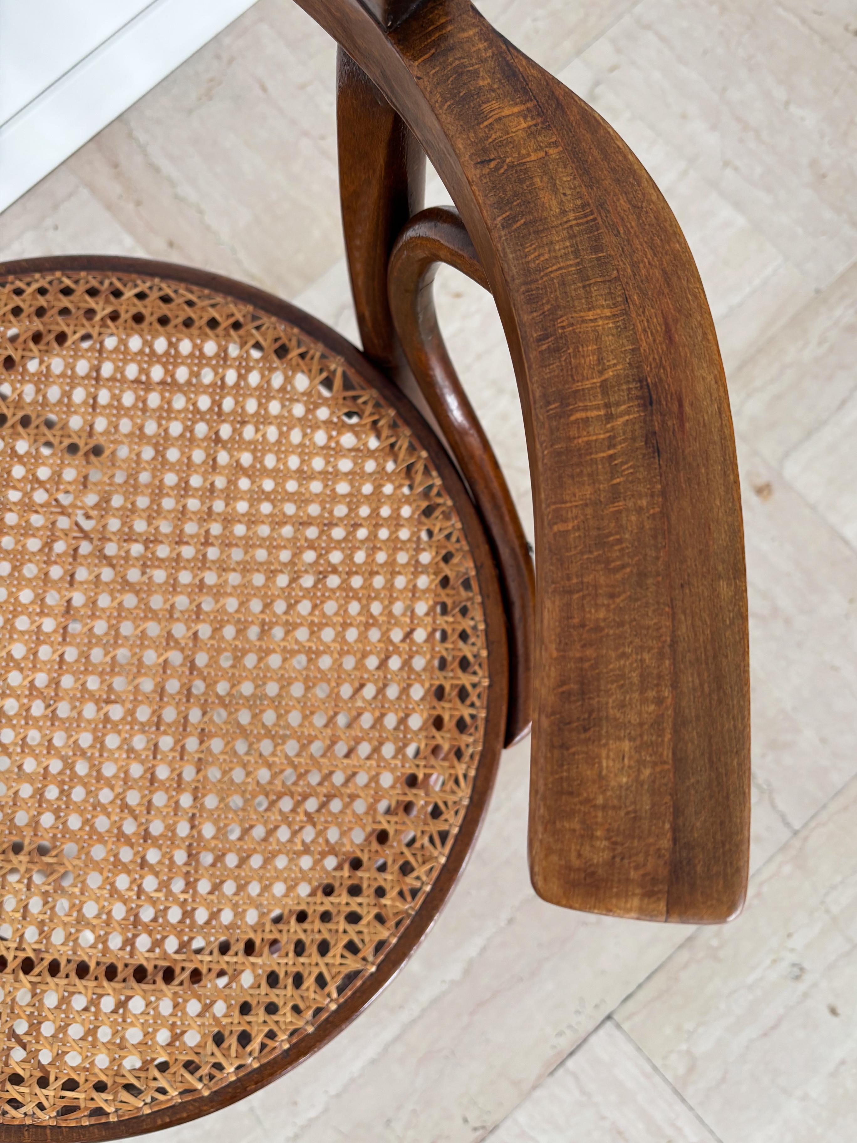 Michael Thonet für Thonet Wood Vienna Stroh Esszimmerstühle 1930s im Angebot 11
