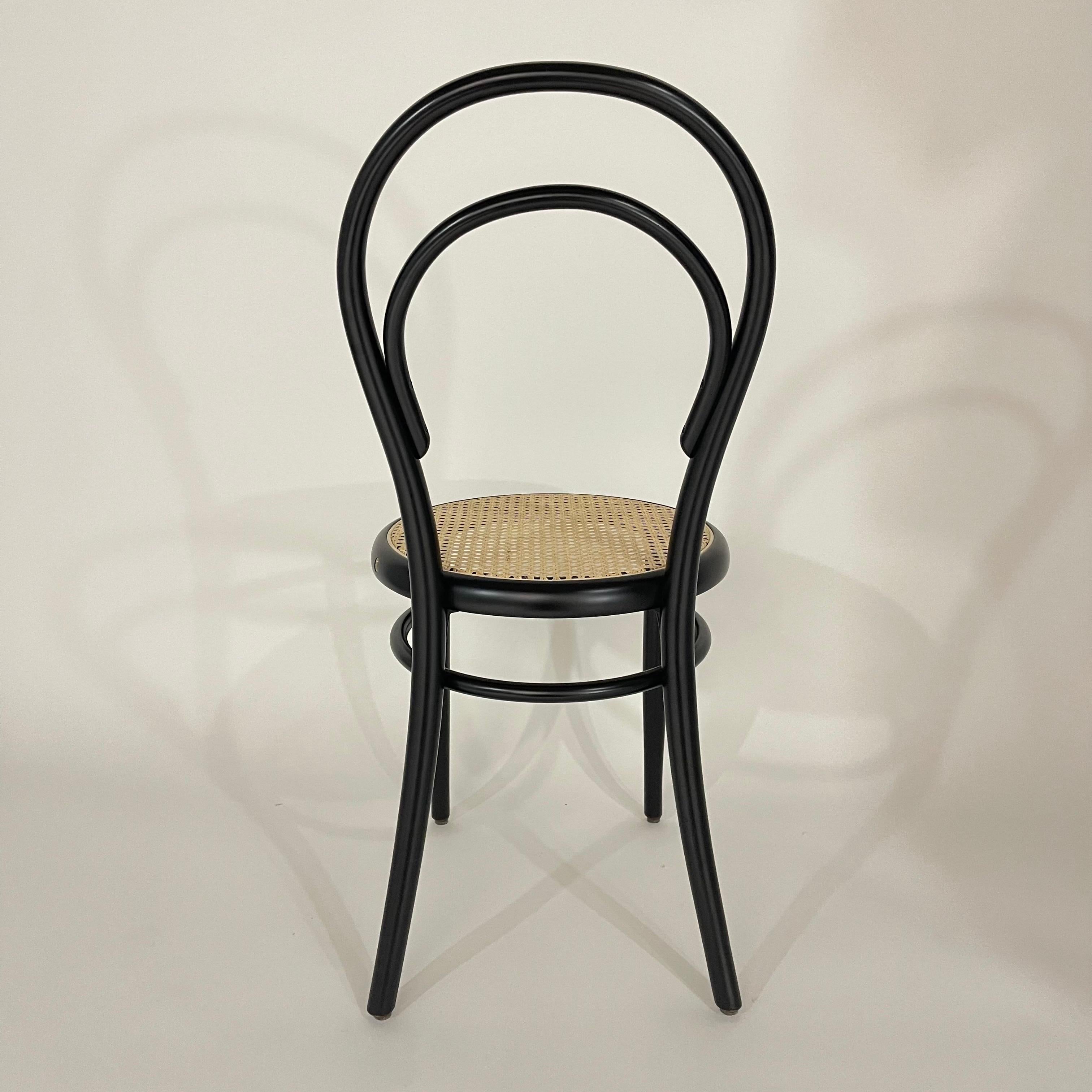 Michael Thonet N. 14 Bistro Dining Chair, Austria For Sale 11
