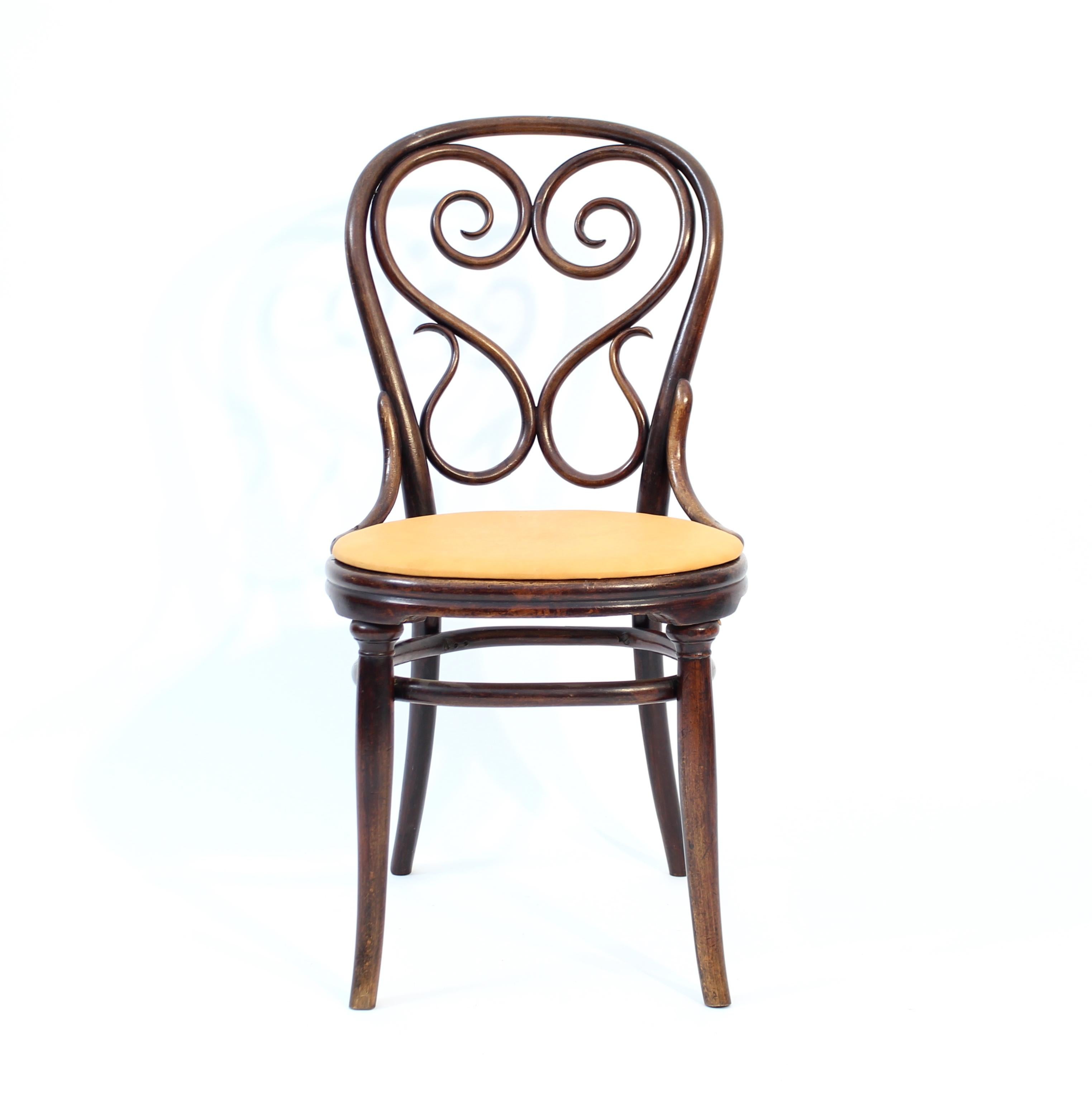 Austrian Michael Thonet, rare set of 4 Café Daum chairs for Thonet, 1849