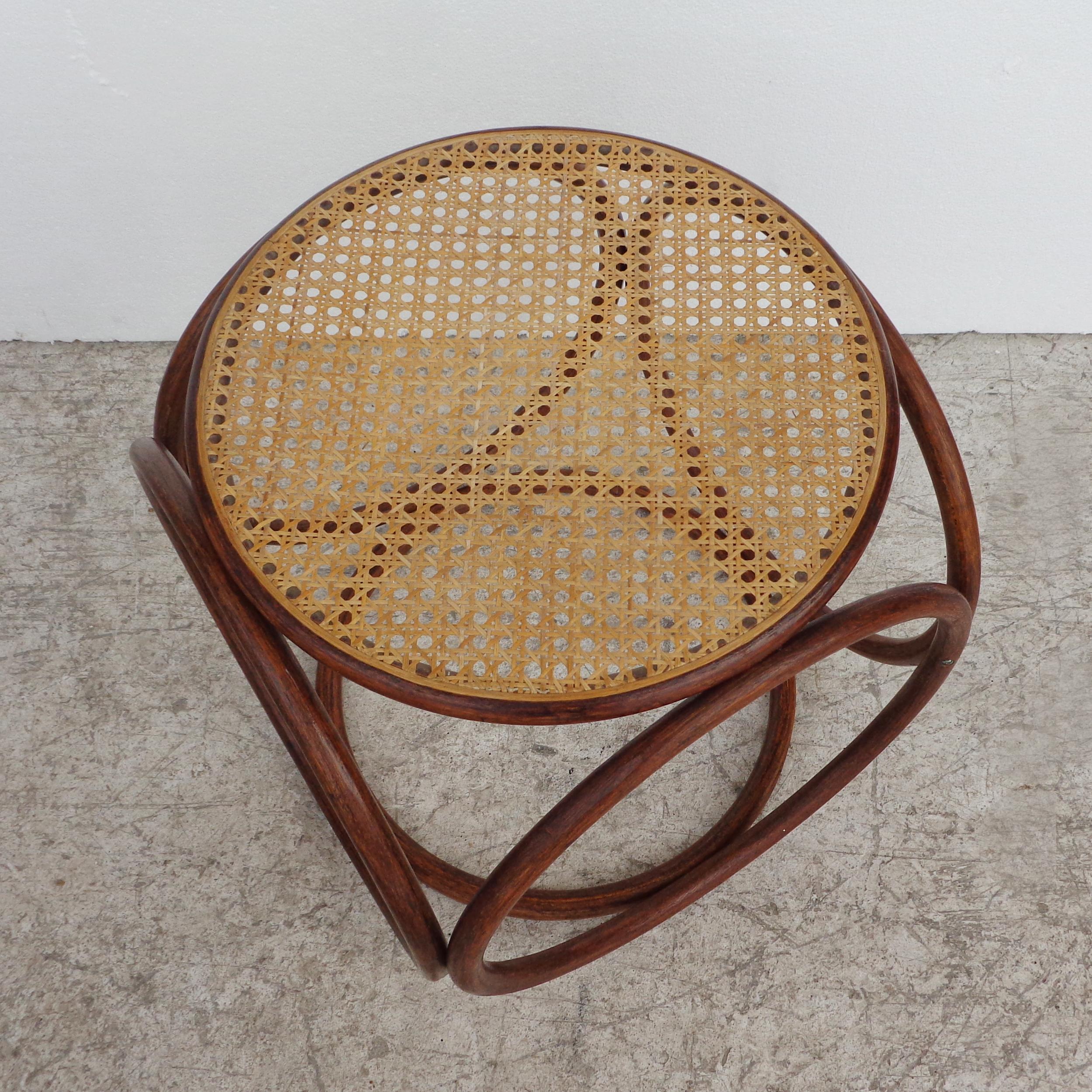 Thonet Bentwood Cane Side Table Bench

 
A classic Thonet piece of bentwood and cane. Great as a stool or side table.

Height: 15.25