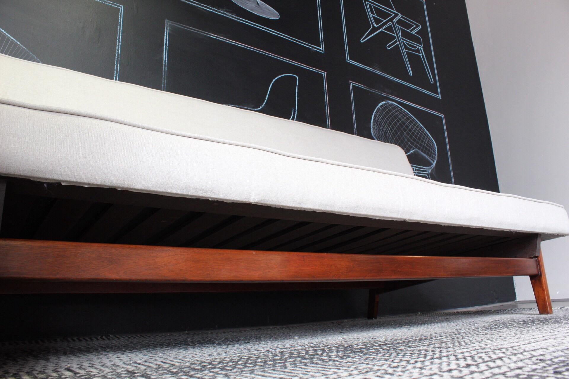 Mexican Michael van Beuren Daybed