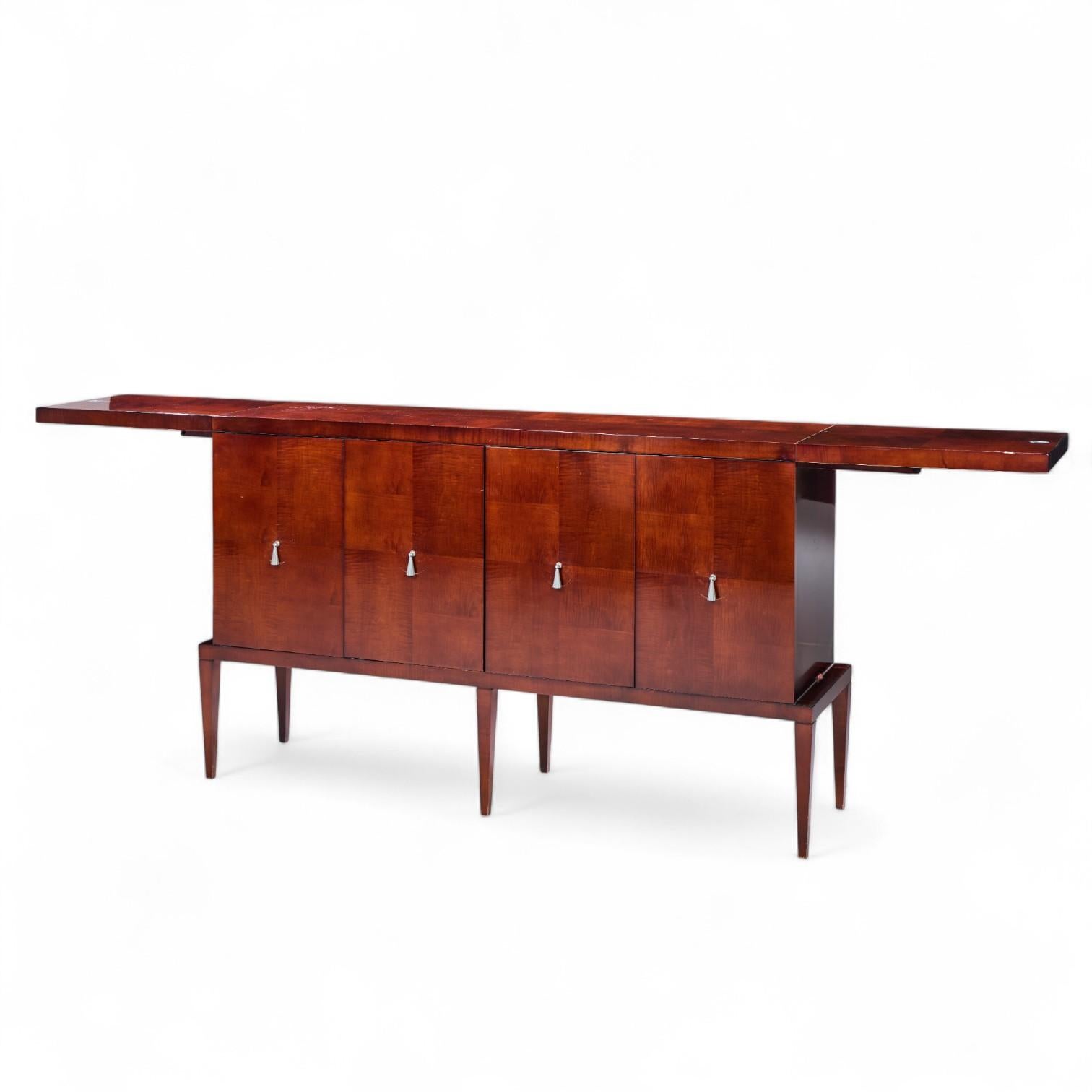 Credenza arquetipo de caoba Michael Vanderbyl para Baker Furniture en venta 4