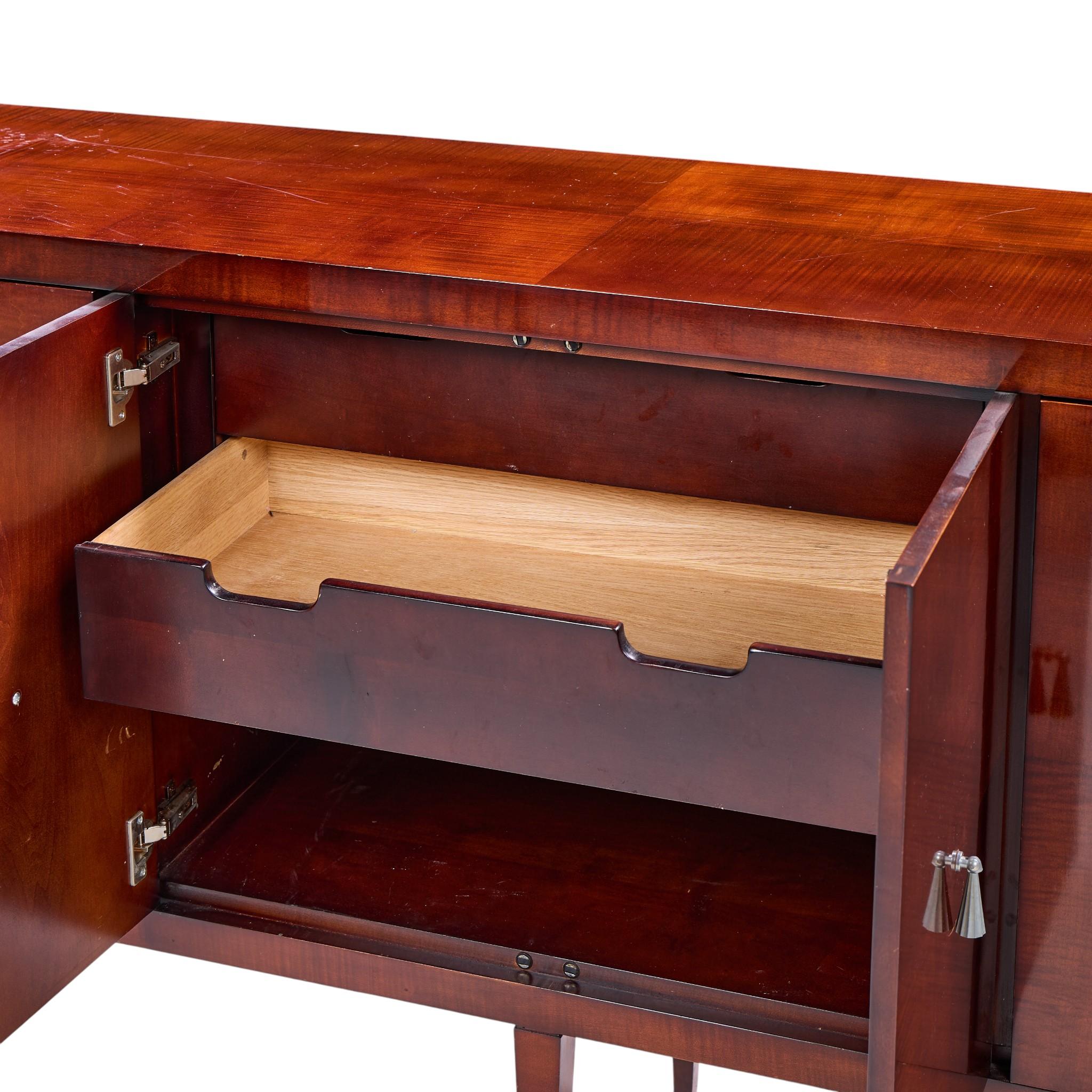 Credenza arquetipo de caoba Michael Vanderbyl para Baker Furniture en venta 1