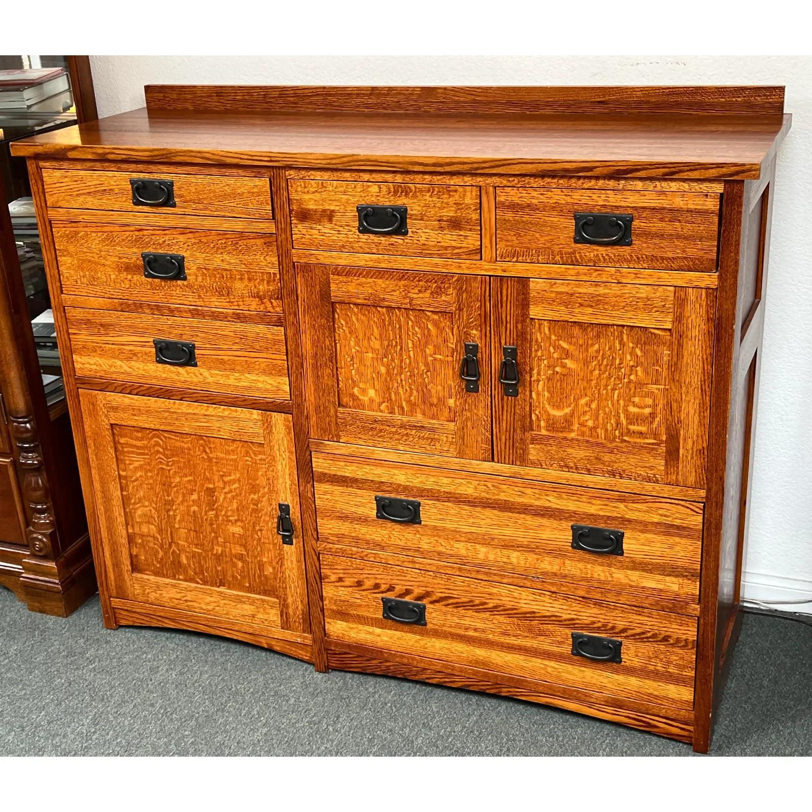 Michael Vermillion for Restoration Hardware Mission Style Chest Golden Oak Cedar In Good Condition In Philadelphia, PA