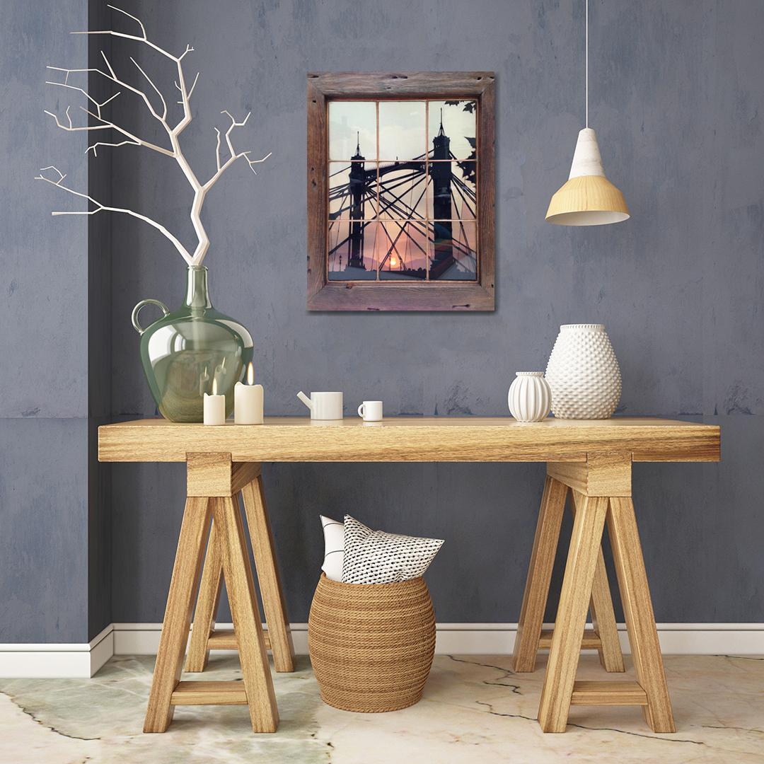 Puesta de Sol en el Puente Albert, Ventana Vintage - Print Contemporáneo de Michael Wallner