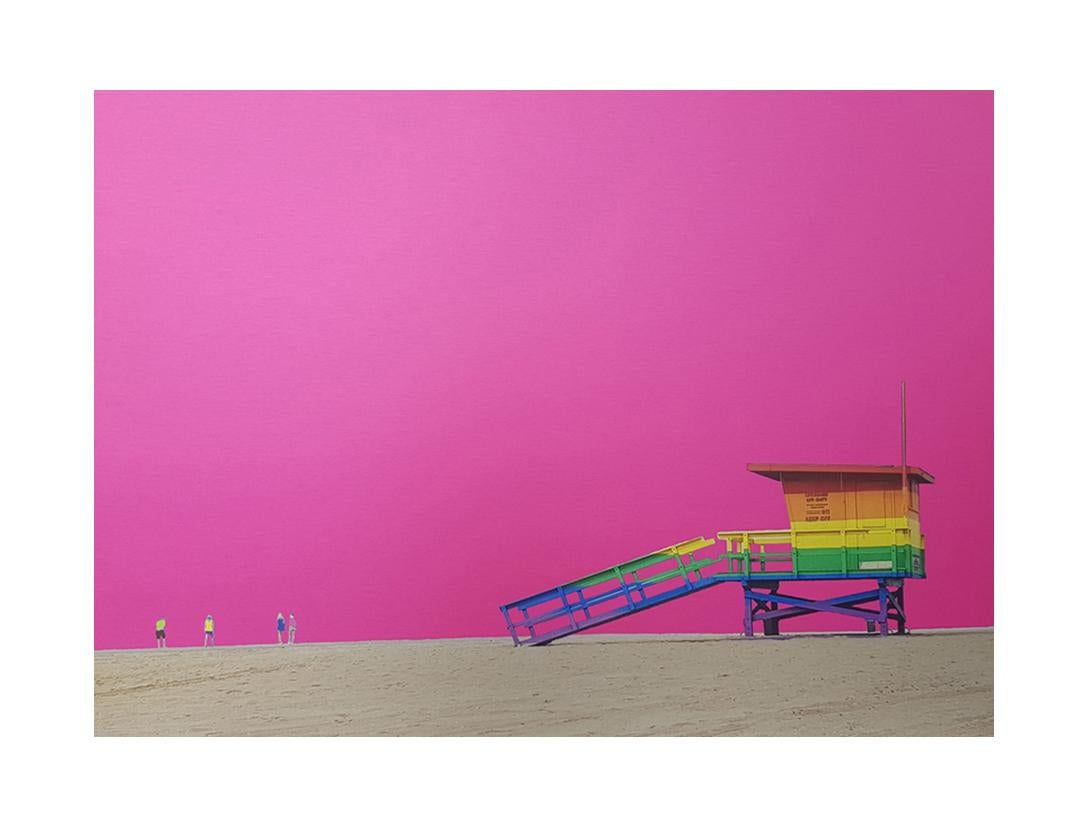 The bright colours of the rainbow coloured Lifeguard hut seem a perfect fit for the Venice Beach lifestyle. I love the contrast of the hut's colours against the lightness of the sand, both of which stand out against the vivid pink sky. This piece is