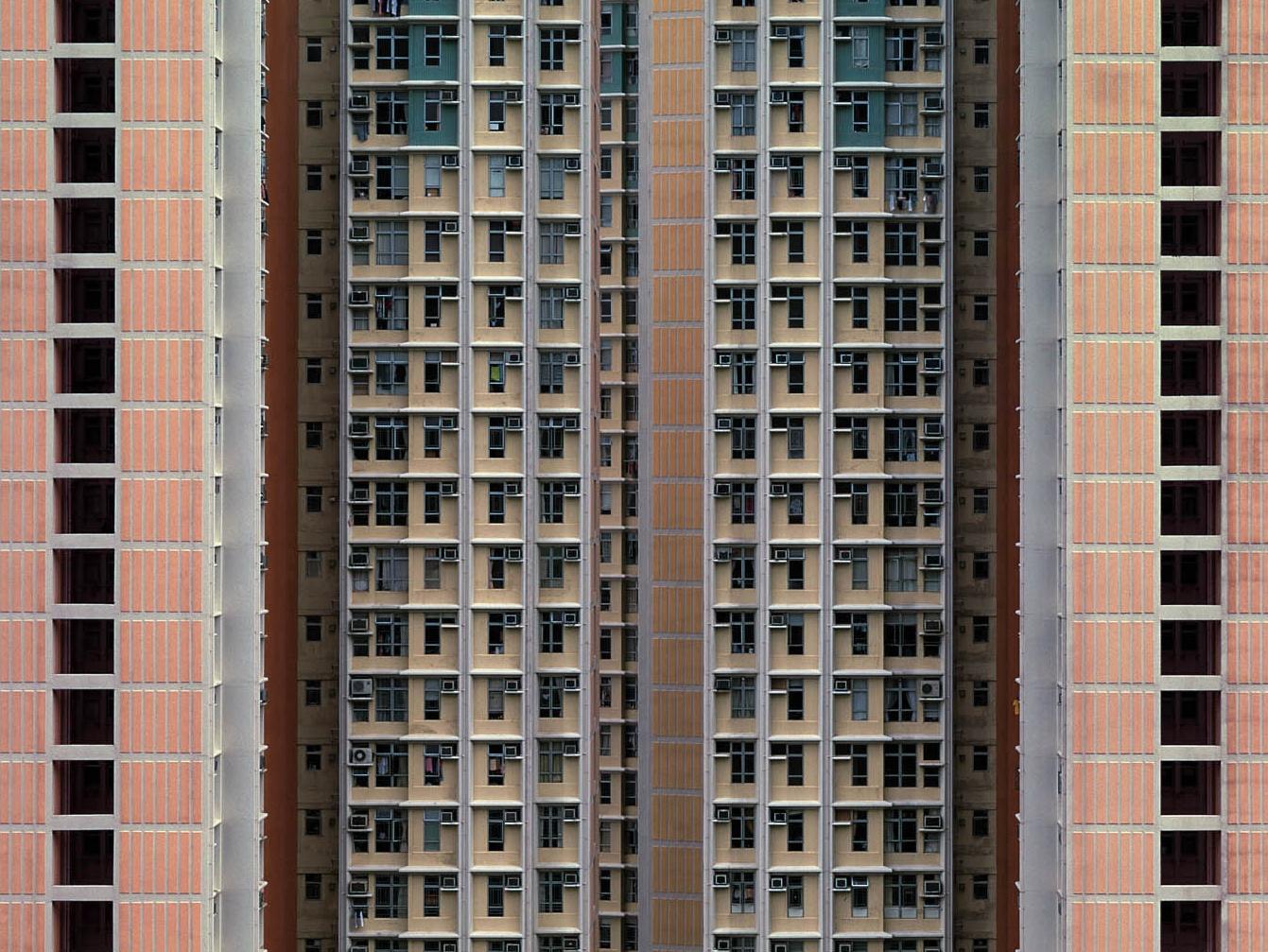 Architecture de la densité #20 - Michael Wolf, Ville, Gratte-ciel, Architecture, Art en vente 3