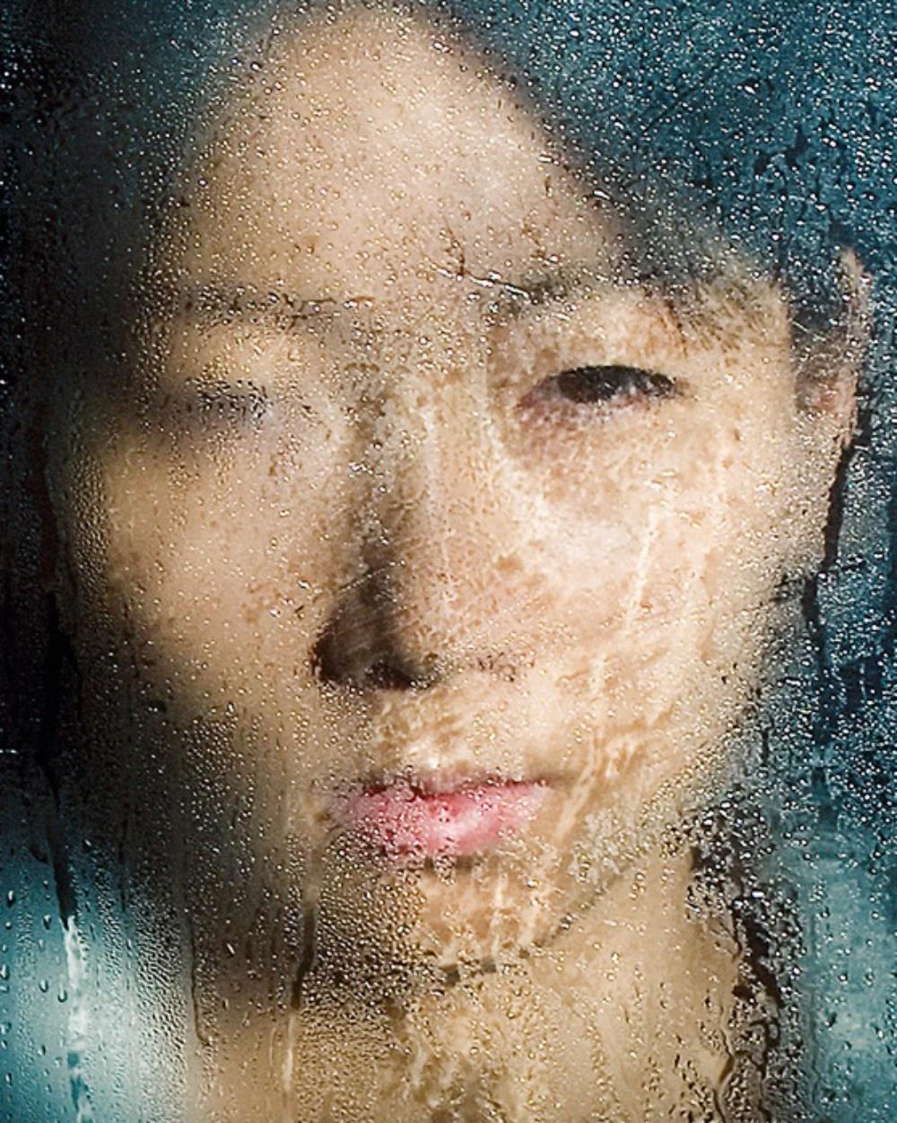 Tokyo Compression #18 Michael Wolf, Tokio, Porträt, Metro, Straßenfotografie im Angebot 4