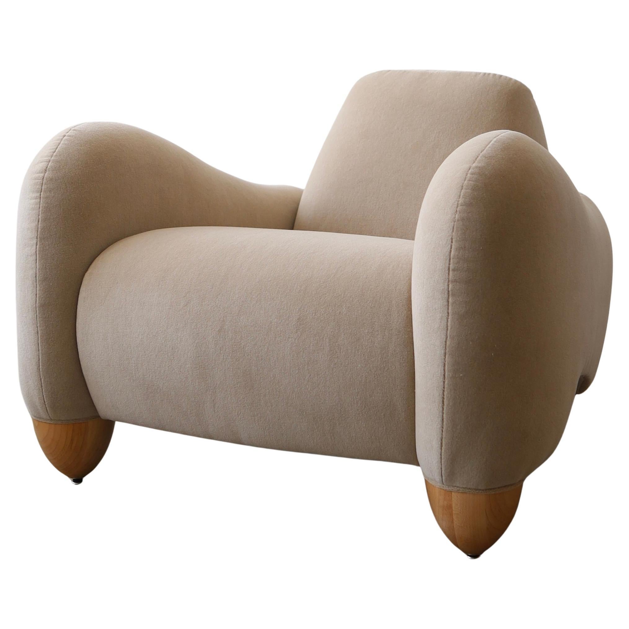 Sedia "Tucker" di Michael Wolk