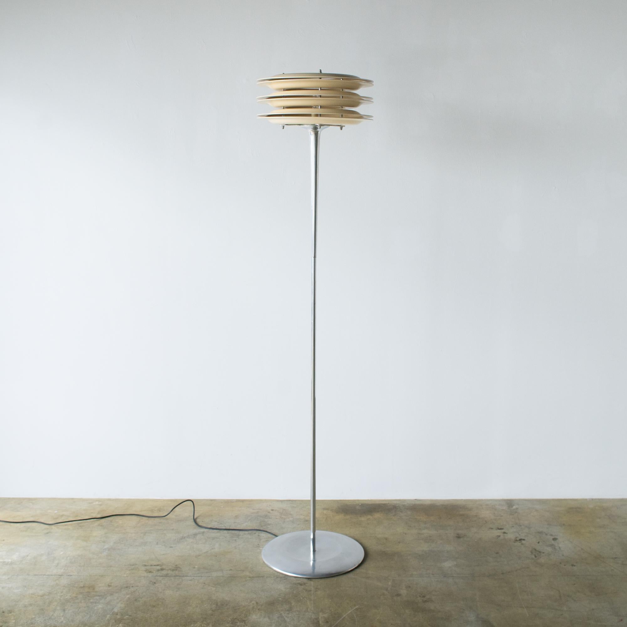 Space Age Floor Lamps - 314 For Sale at 1stDibs | 80s kare design