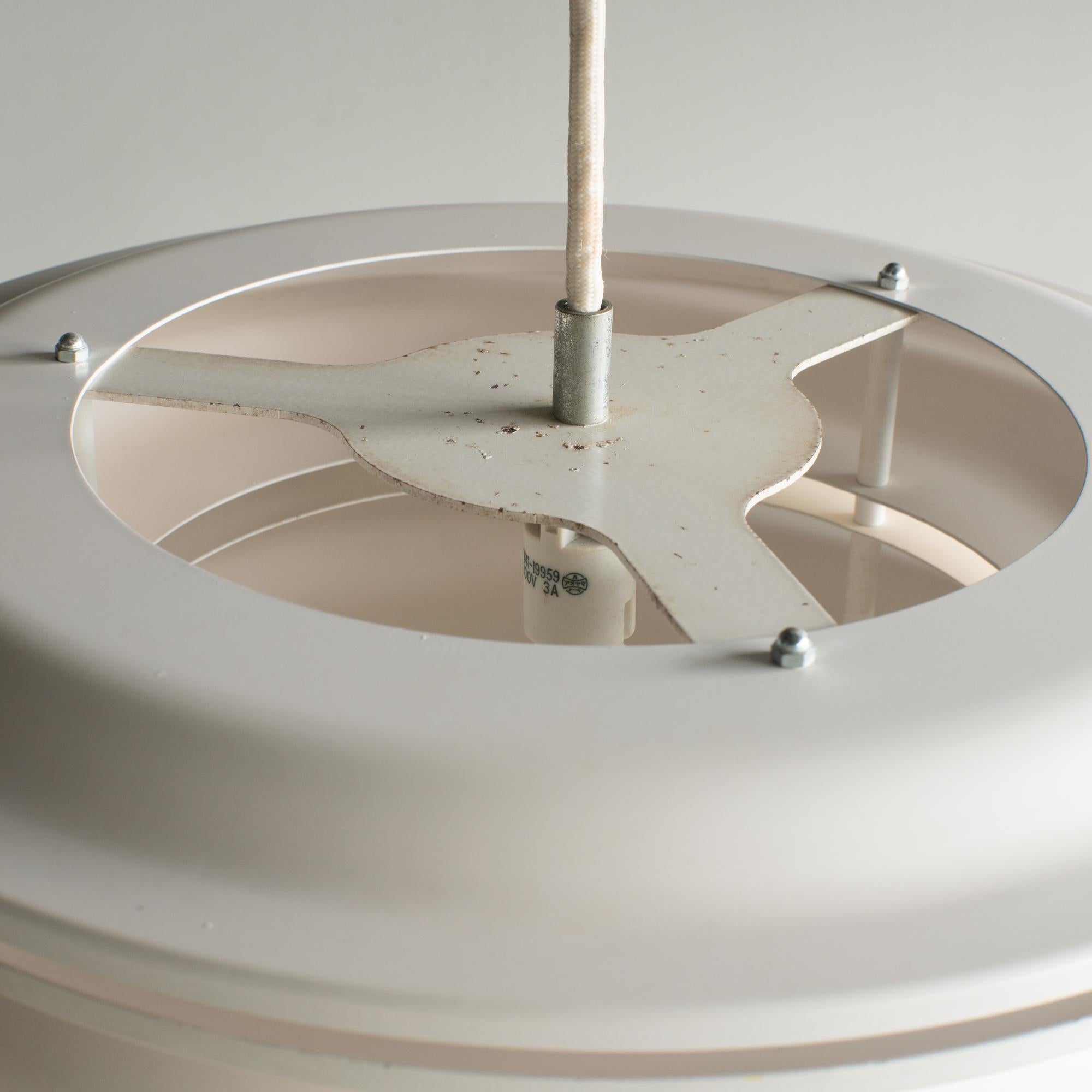 Late 20th Century Michael Young pendant lamp Y2K style space age 90s For Sale