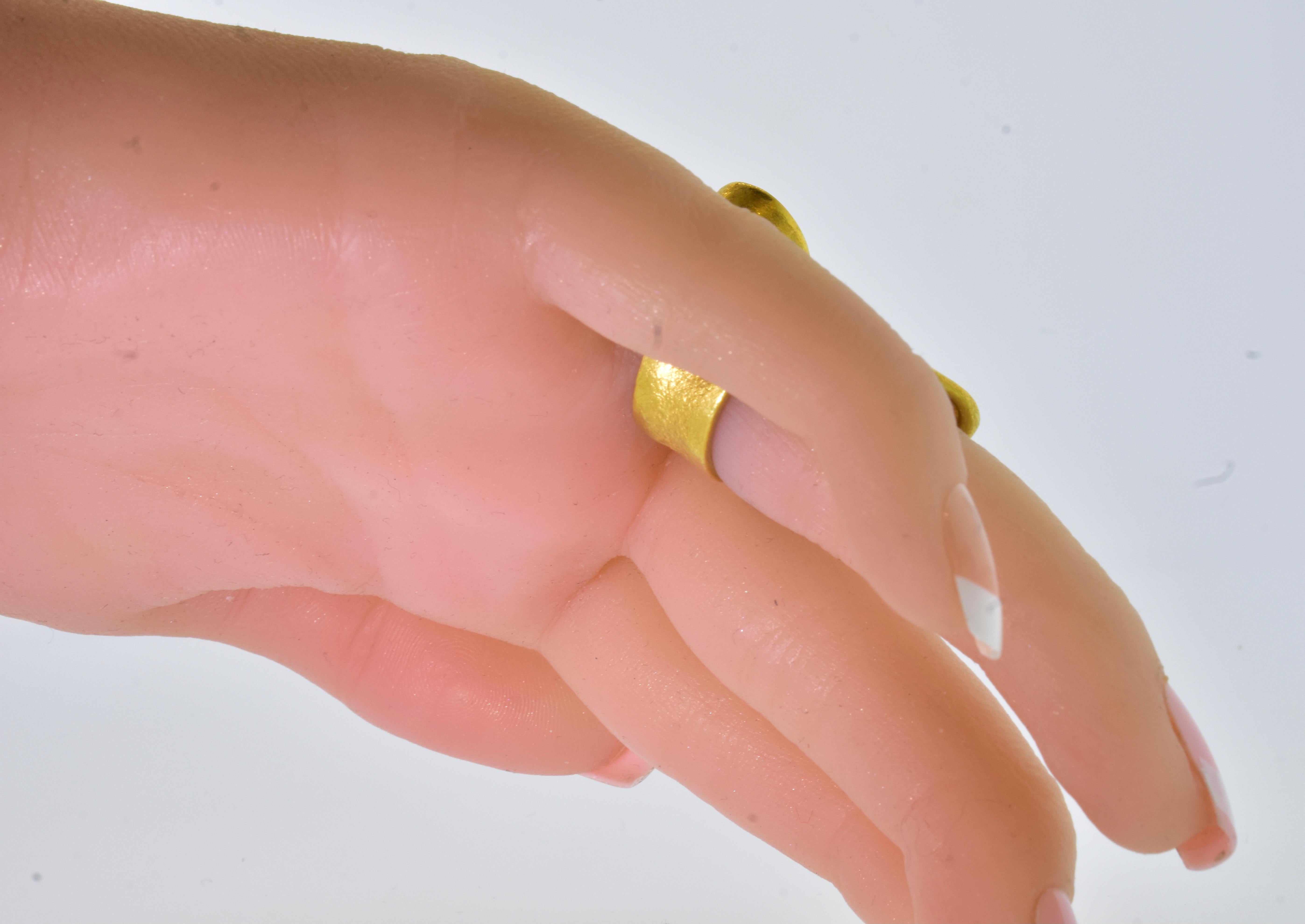 Anello Michael Zobel con granato spessartite, 10,19 carati e diamanti colorati 18 carati,  2002 in vendita 8